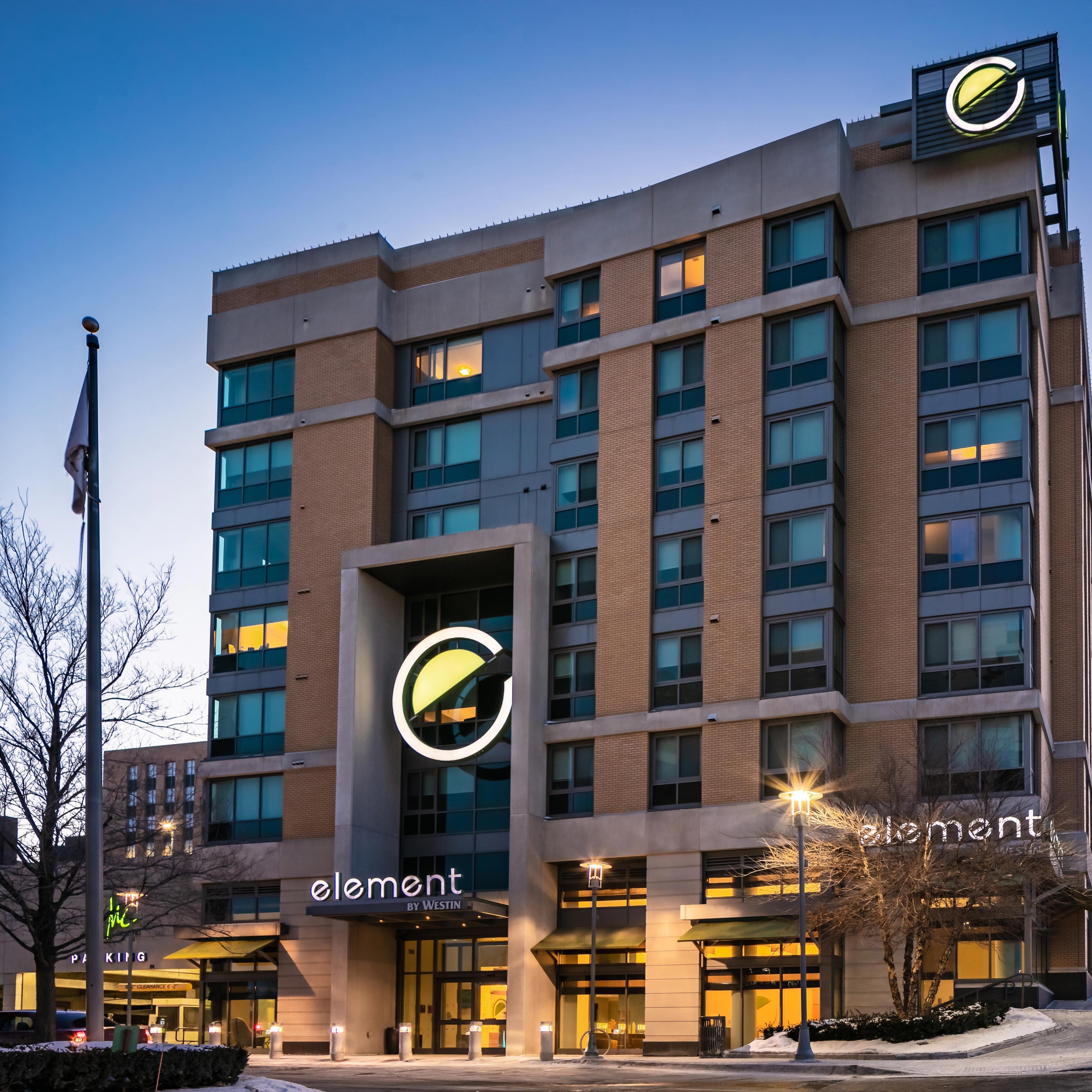 Element Omaha Midtown Crossing - Image 1