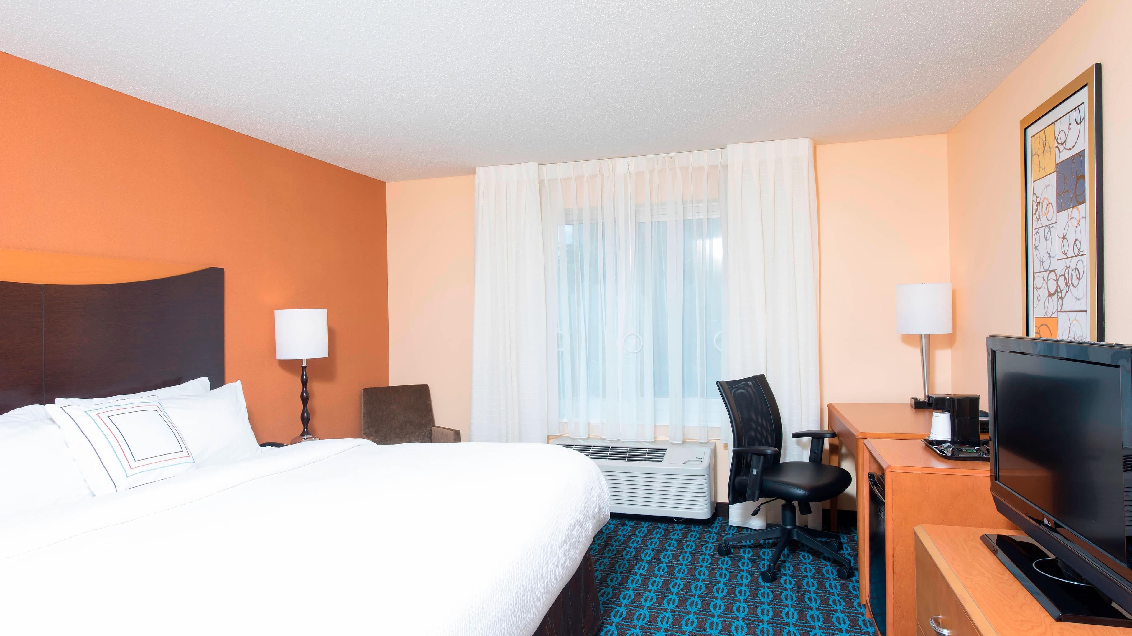 Fairfield Inn & Suites Omaha Downtown - Image 5