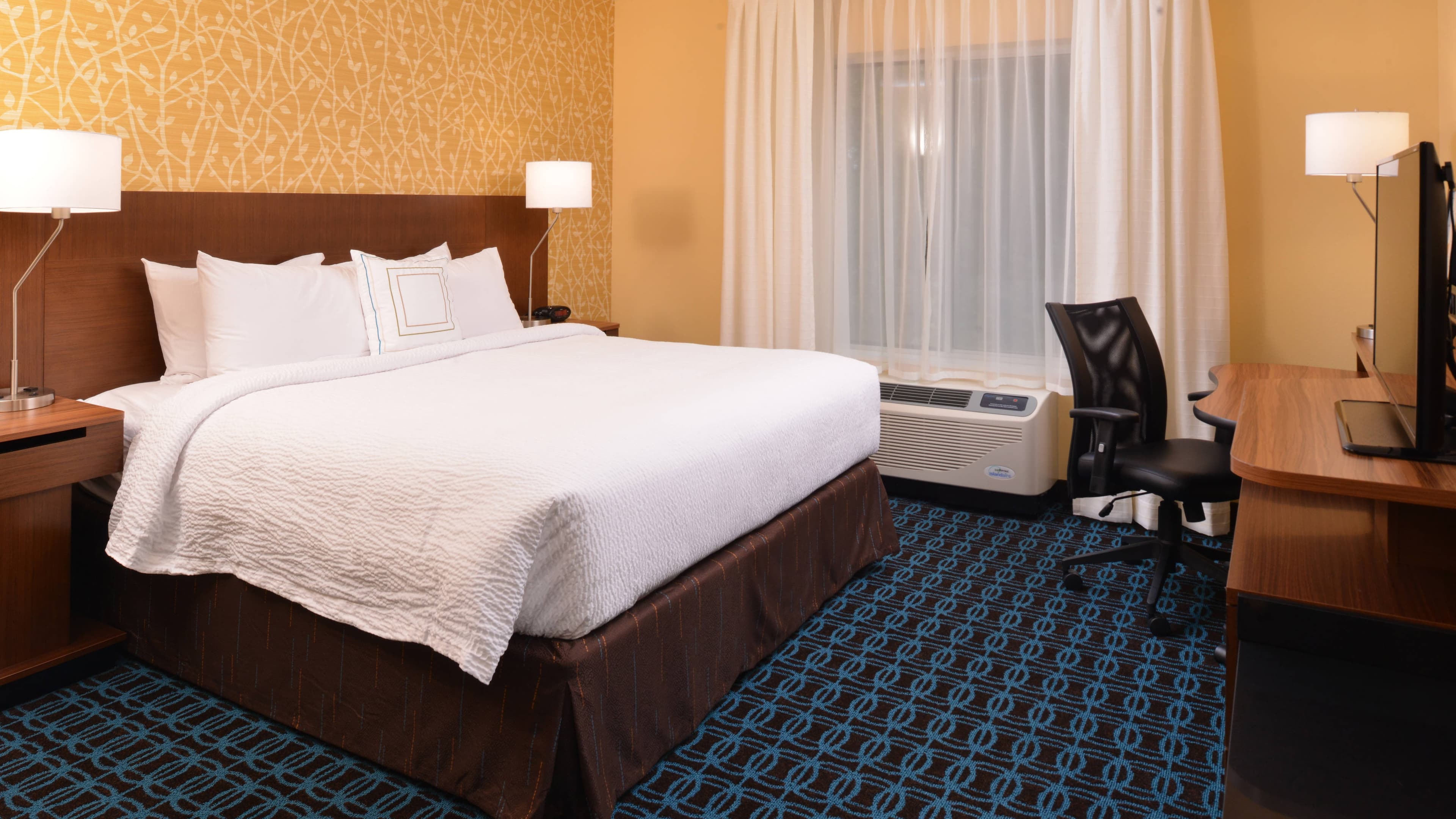 Fairfield Inn & Suites Fremont — 2