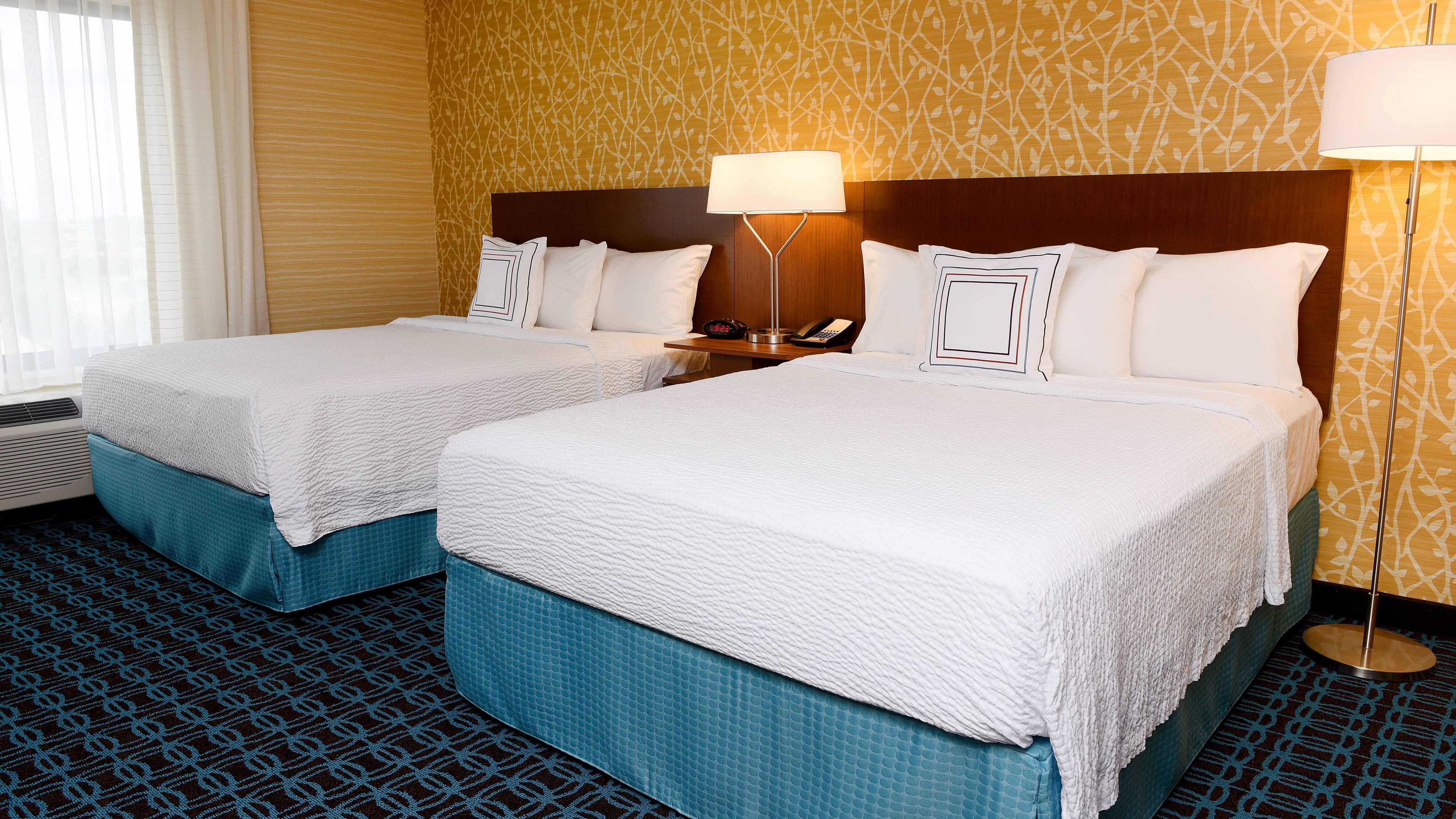 Fairfield Inn & Suites Omaha West — 9