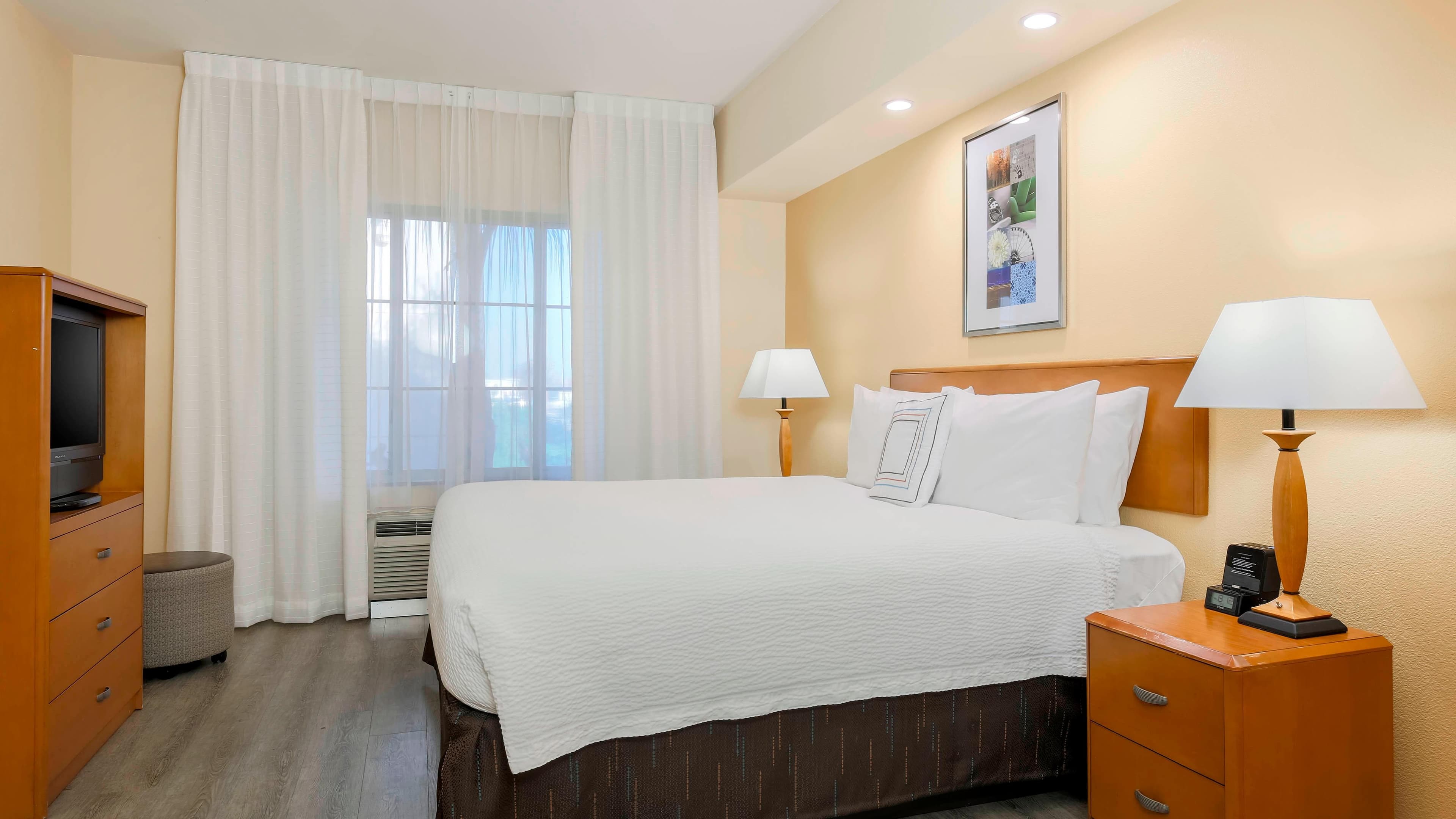 Fairfield Inn & Suites Temecula - Image 2