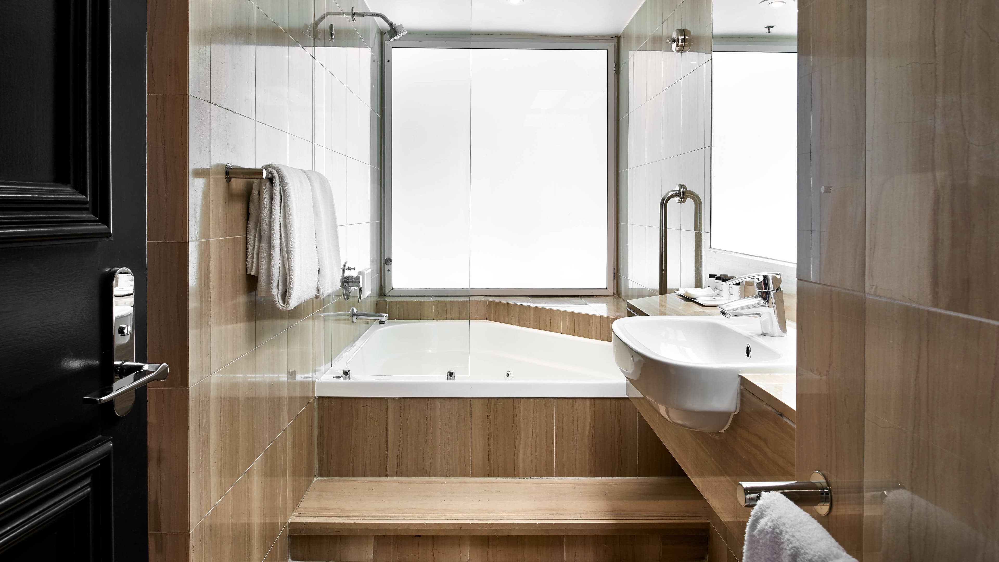 Sheraton Grand Mirage Resort, Gold Coast - Image 4