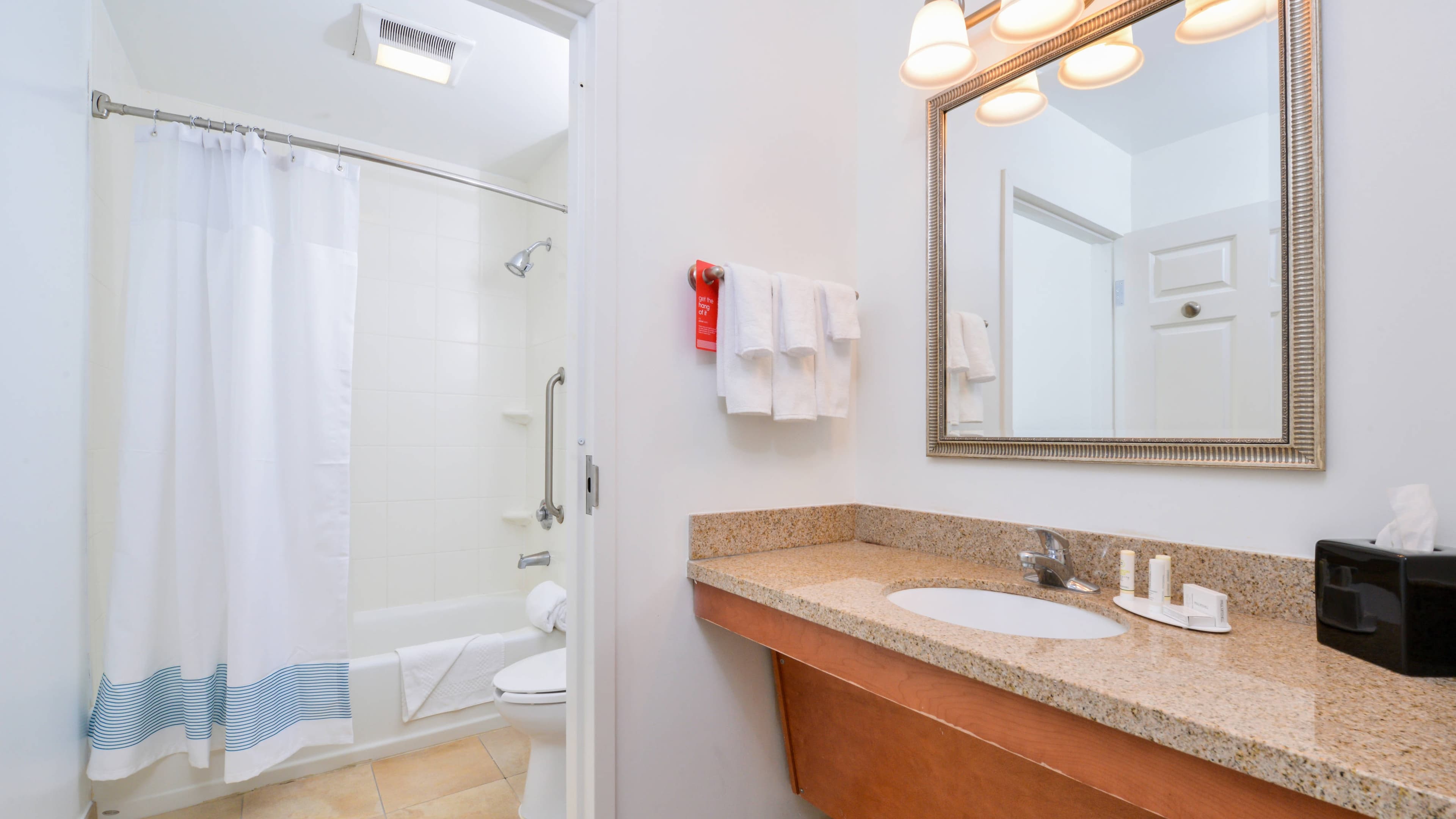 TownePlace Suites Thousand Oaks Ventura County - Image 4