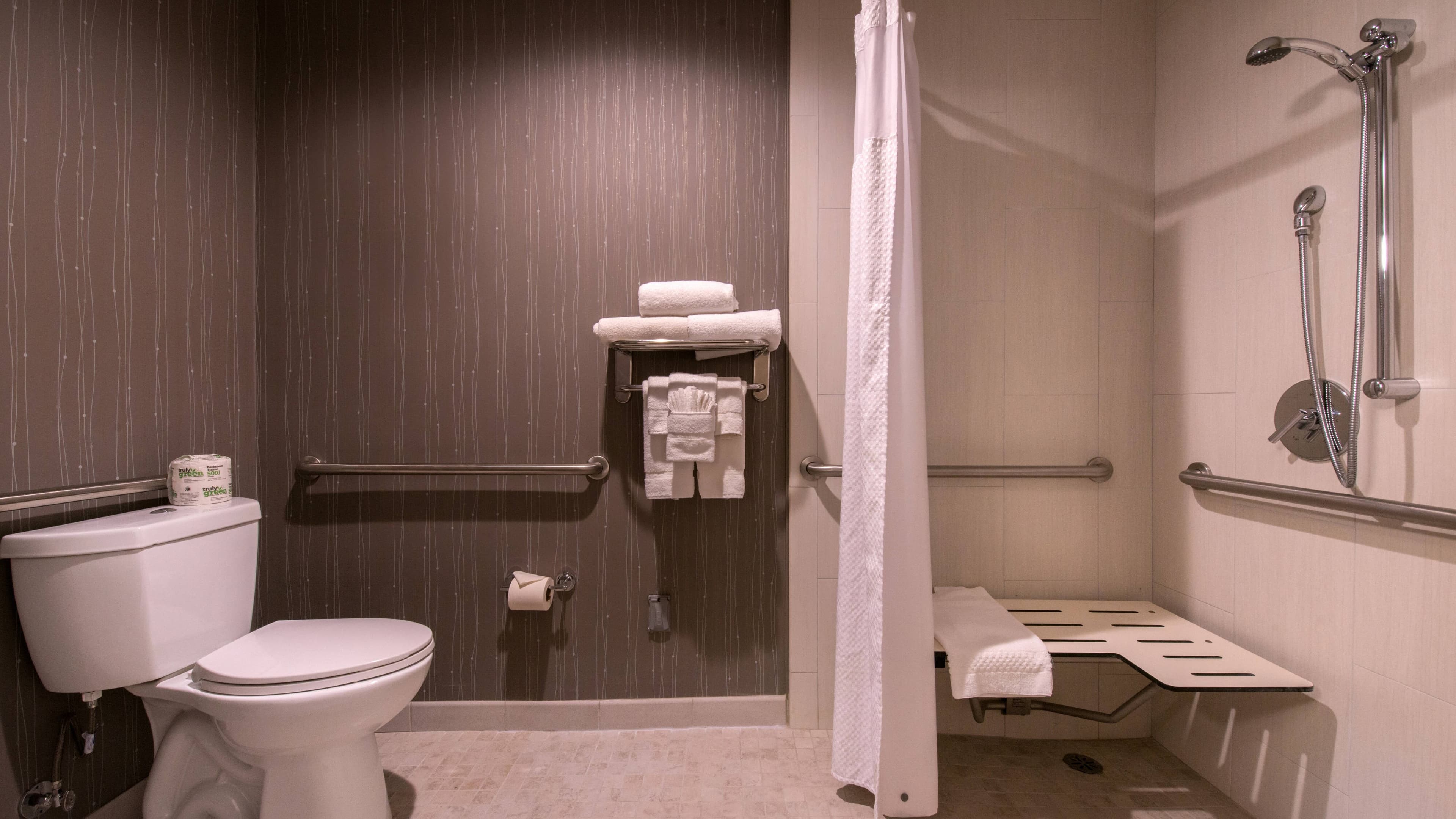 Courtyard Oxnard Ventura - Image 3