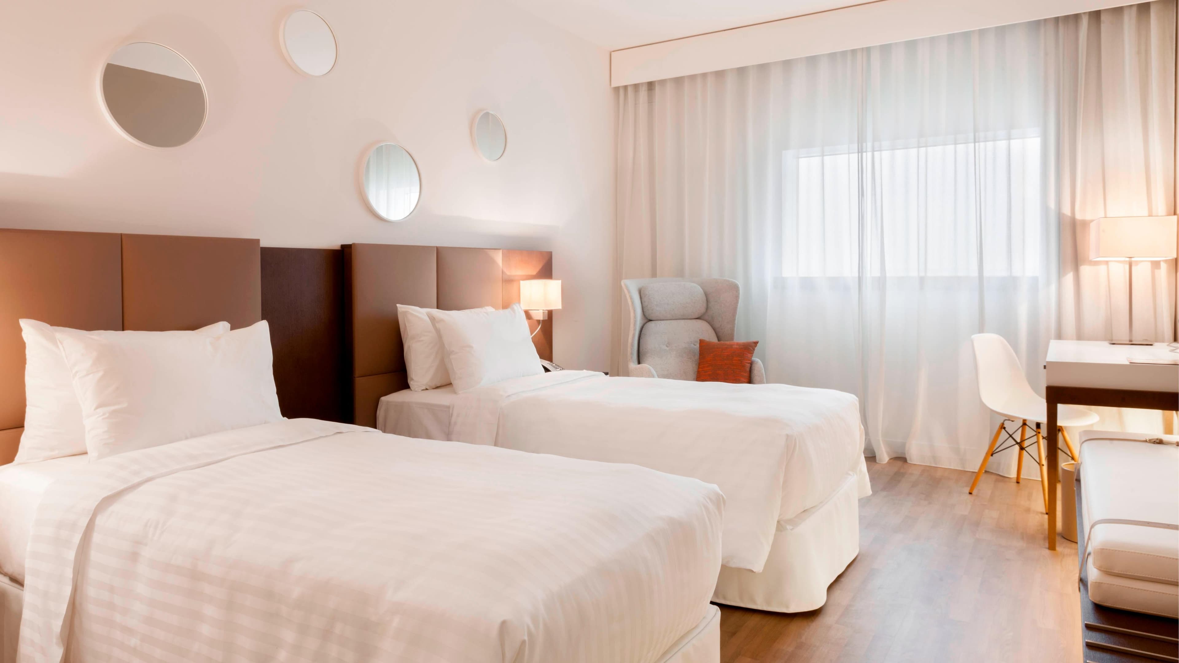 AC Hotel Paris Le Bourget Airport — 9
