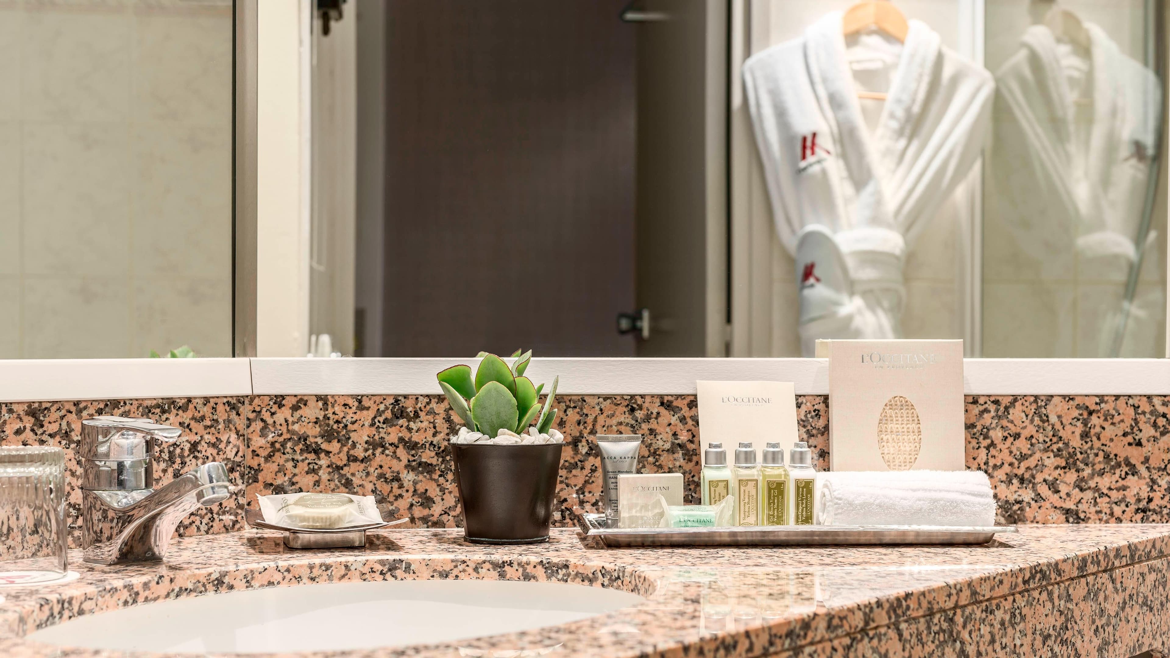 Paris Marriott Rive Gauche Hotel & Conference Center — 26