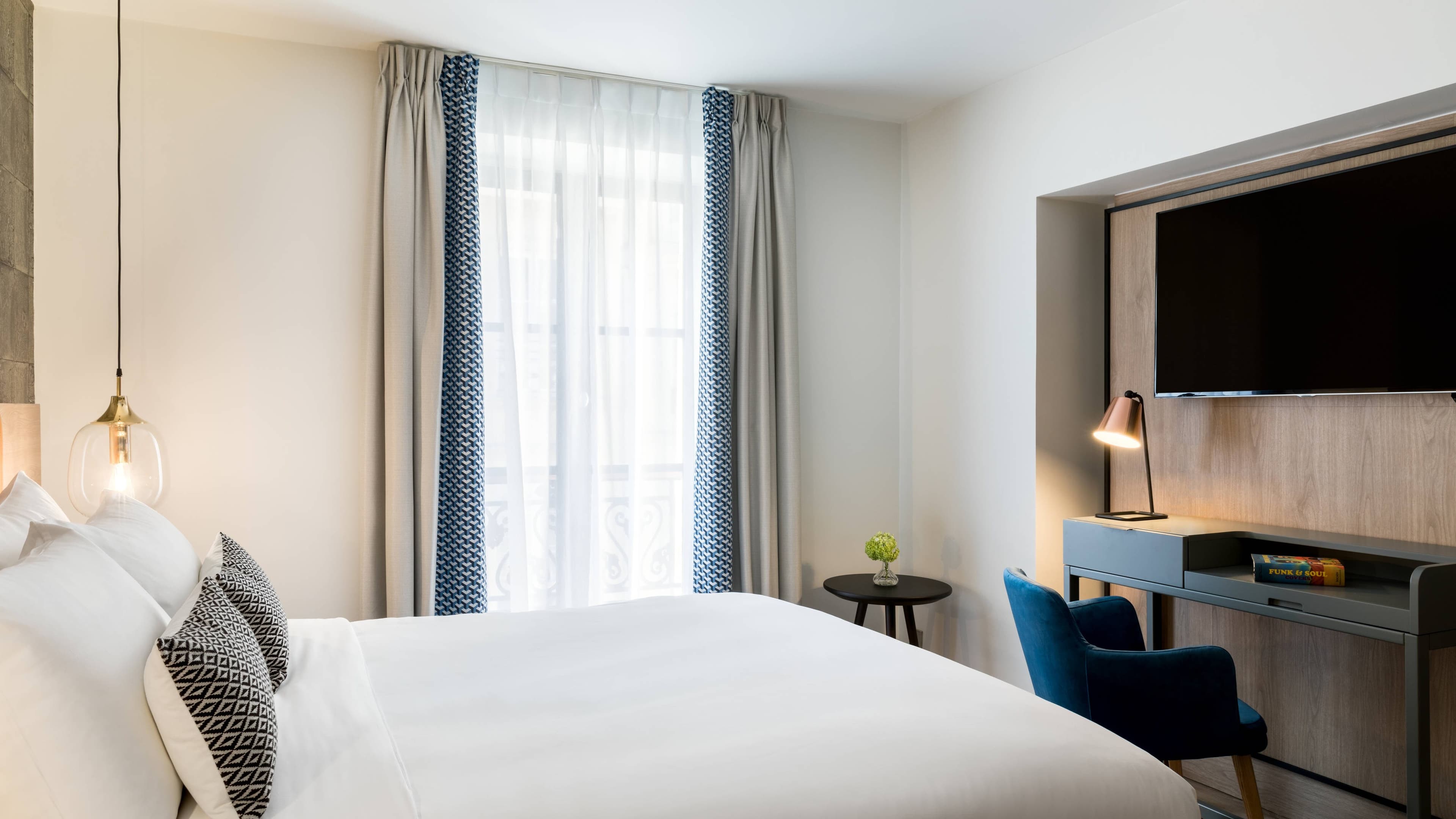 Renaissance Paris Vendome Hotel — 8