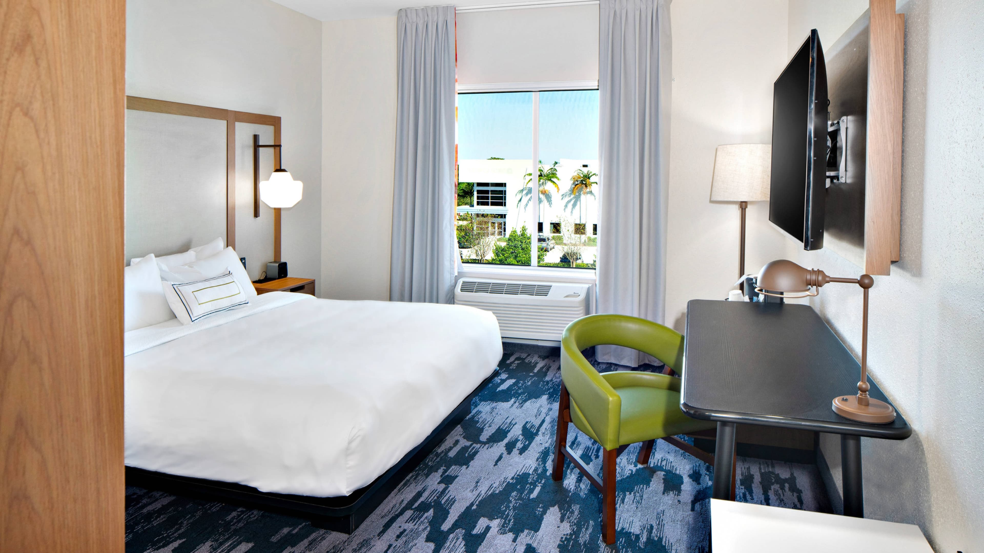 Fairfield Inn & Suites Deerfield Beach Boca Raton - Image 2