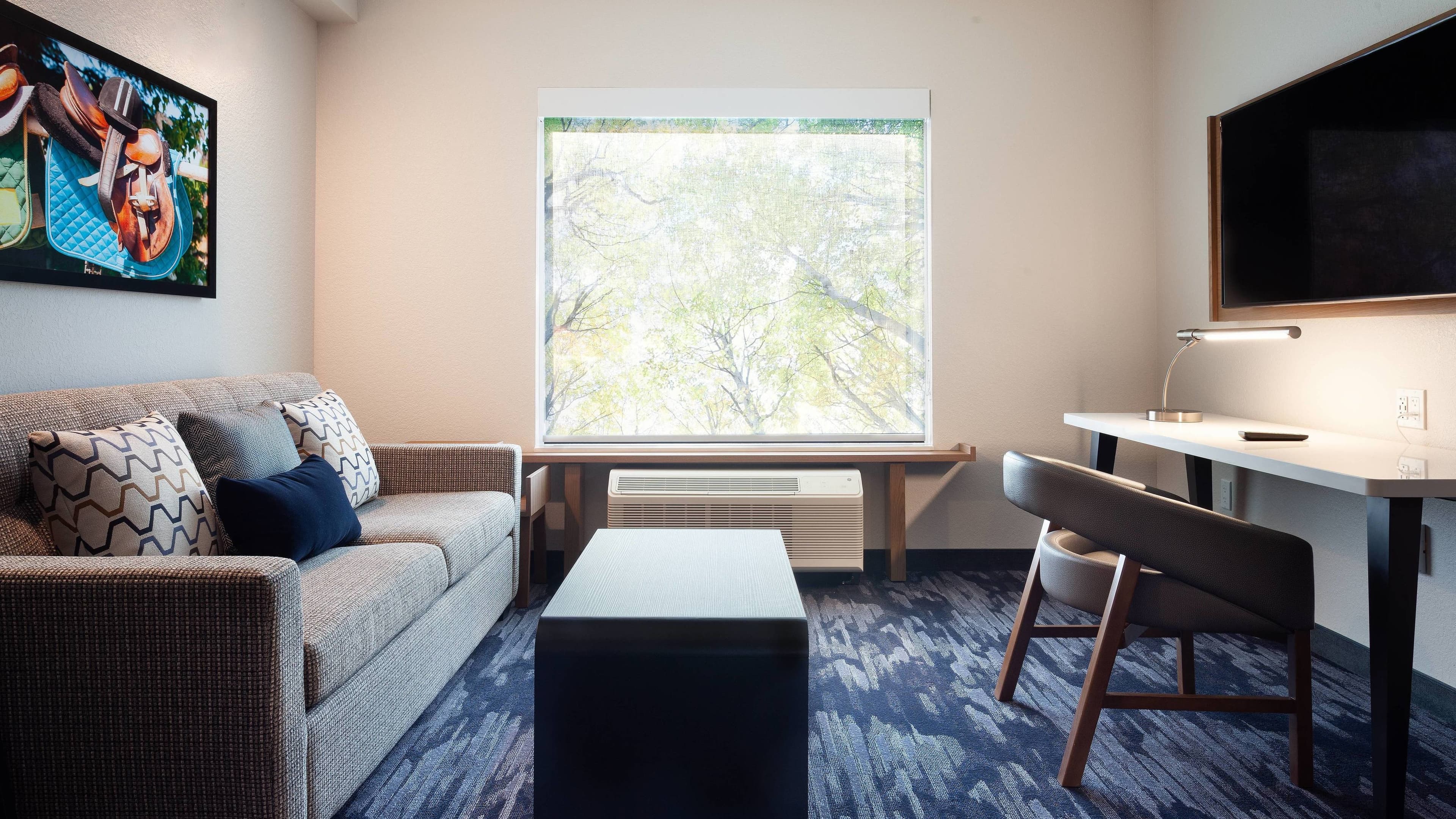 Fairfield Inn & Suites Wellington-West Palm Beach - Image 3
