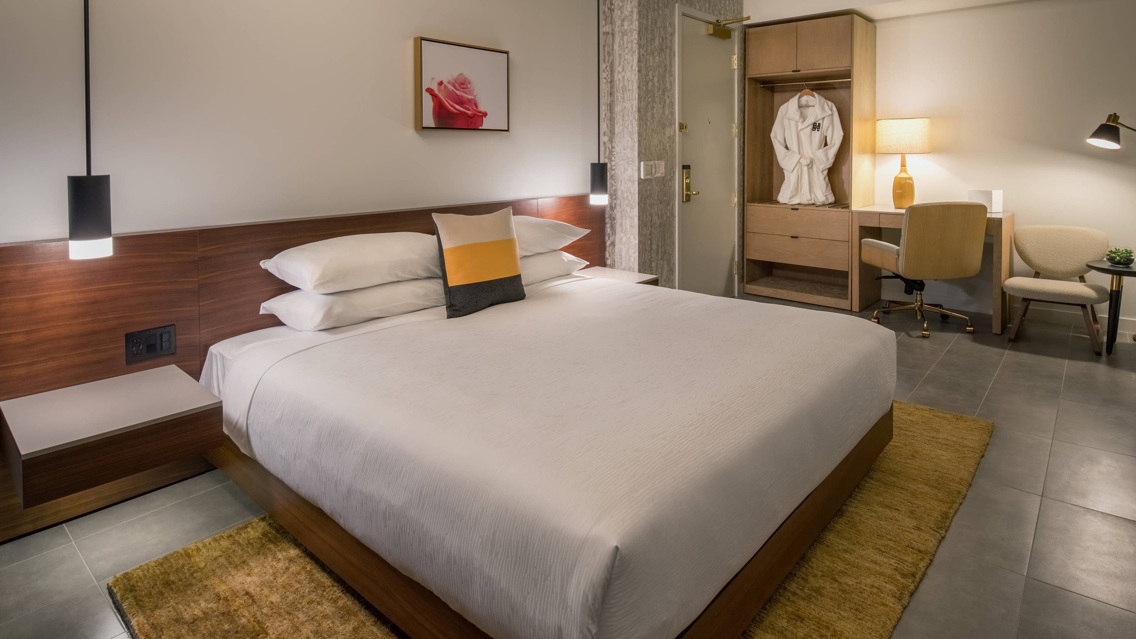 Hi-Lo Hotel, Autograph Collection — 21