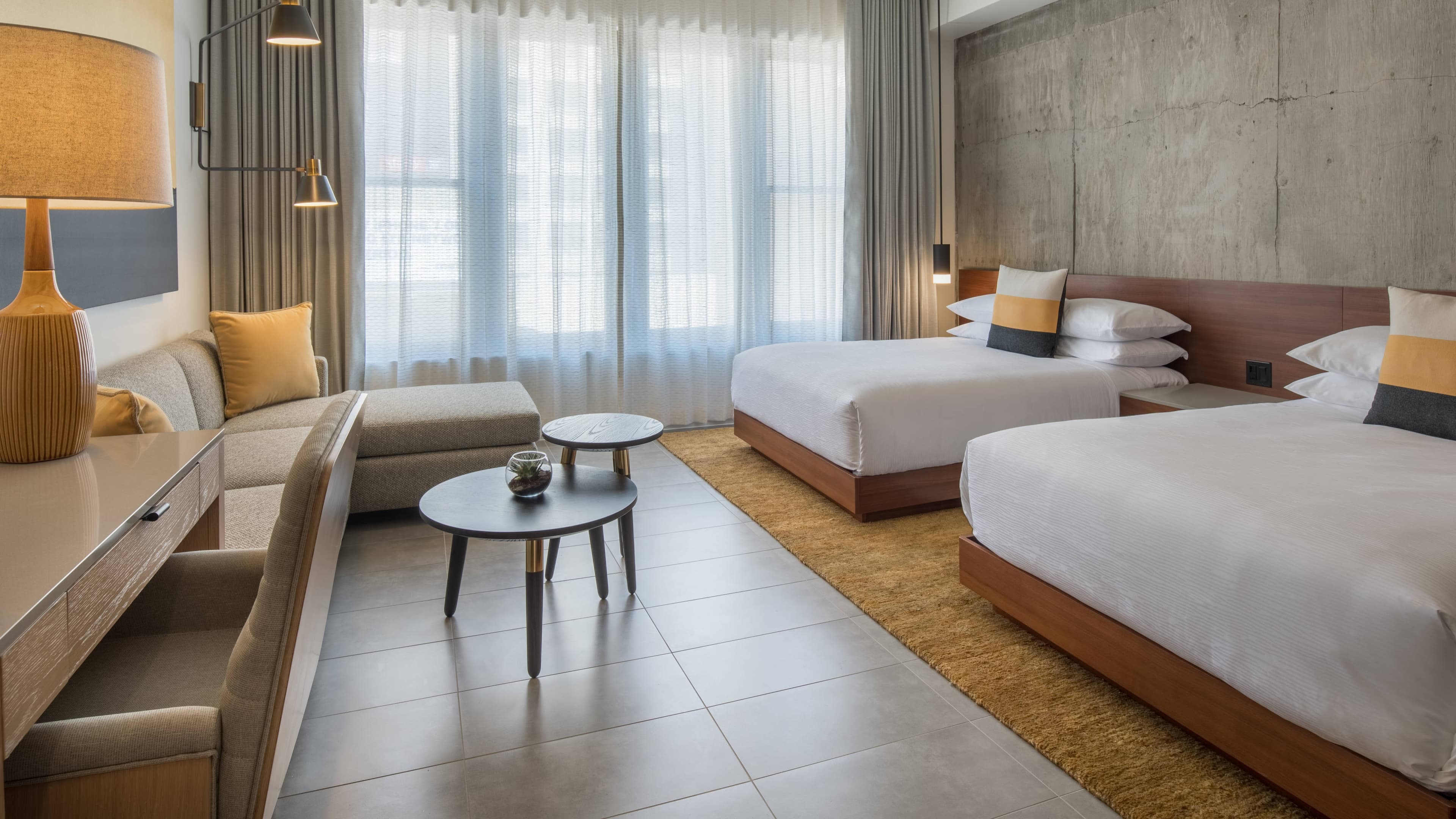 Hi-Lo Hotel, Autograph Collection — 40