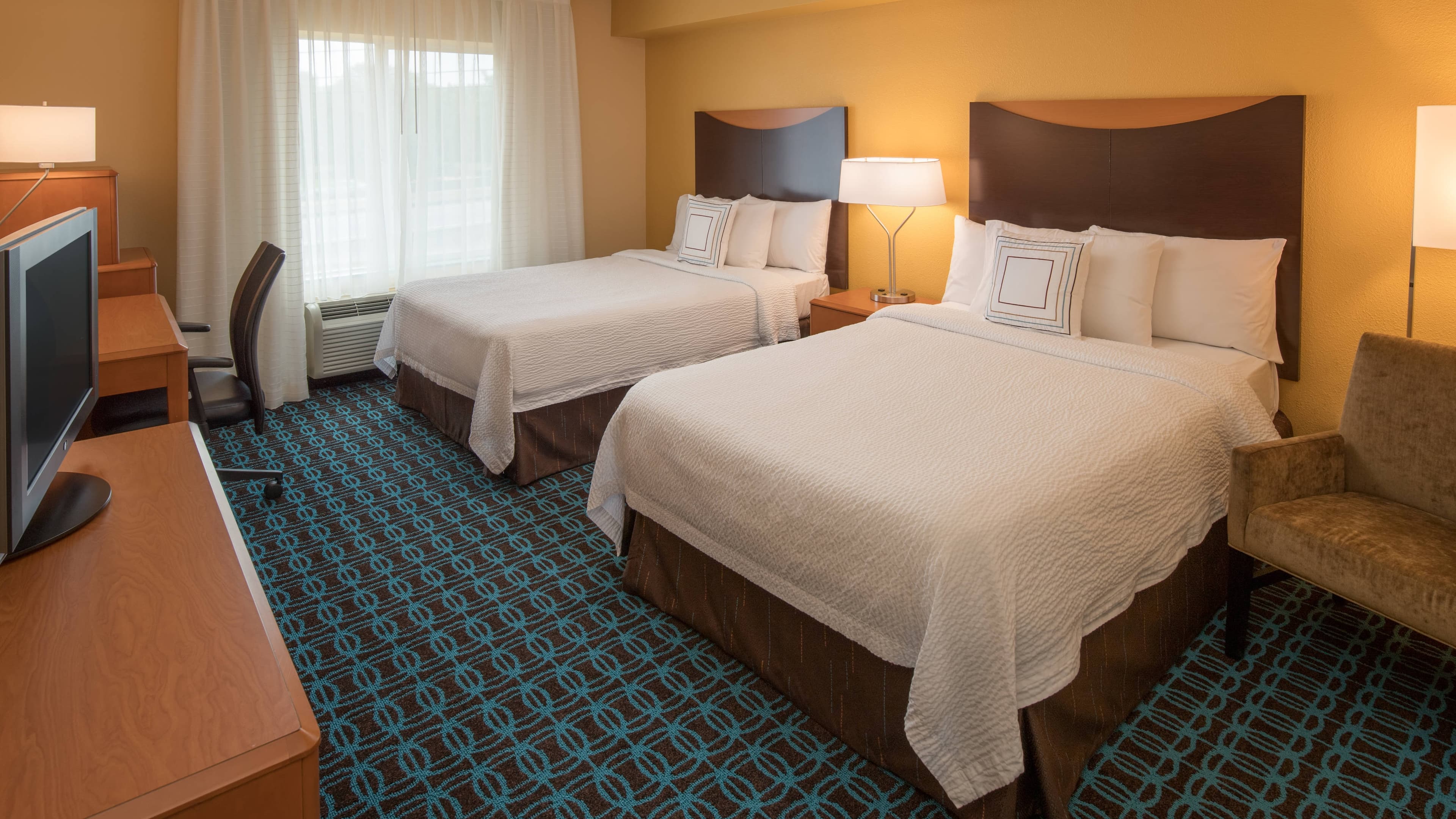 Fairfield Inn & Suites Portland North - Image 3