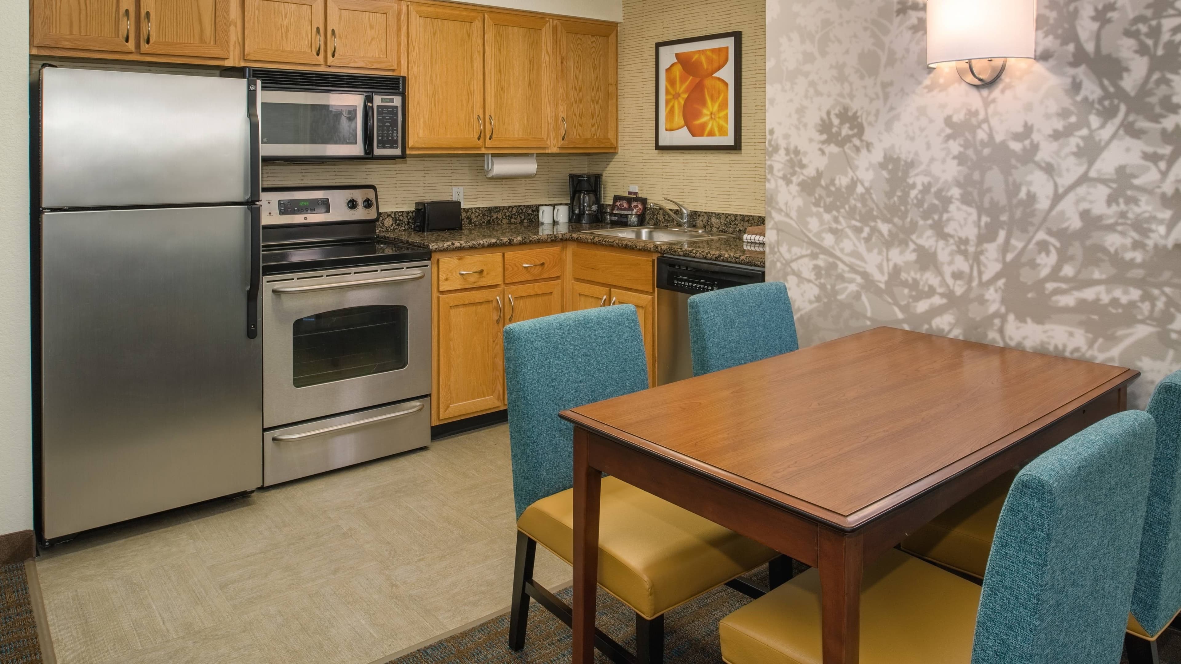 Residence Inn Portland North — 12
