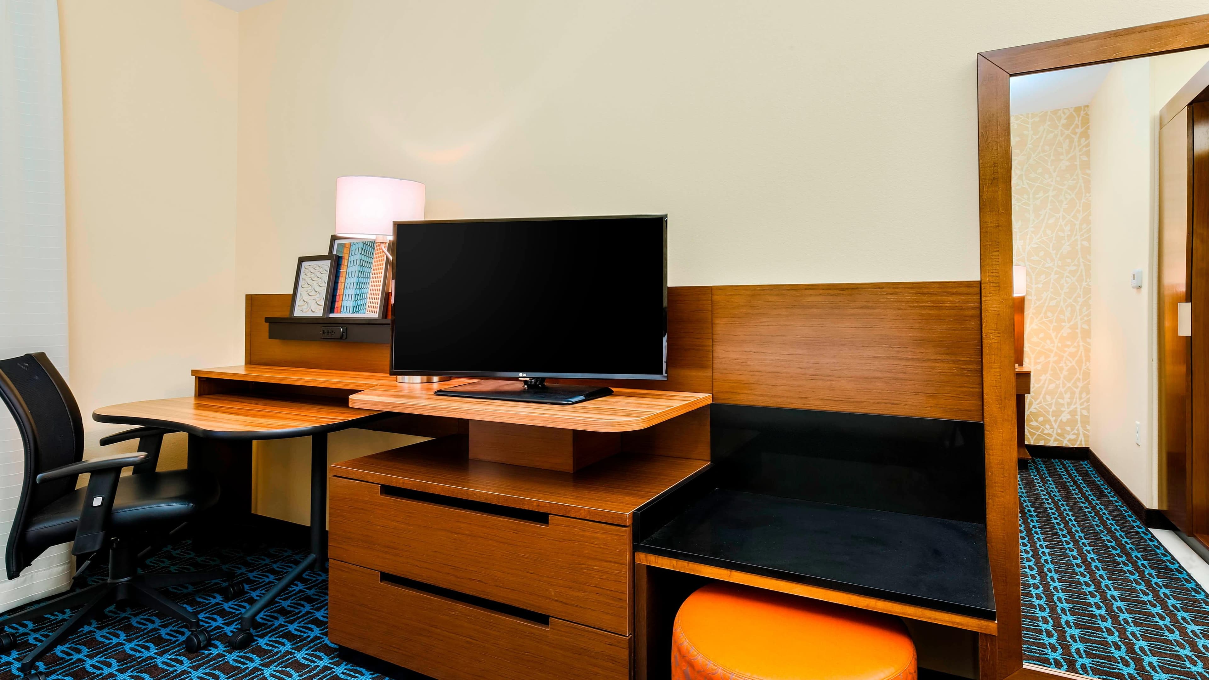 Fairfield Inn & Suites Pecos - Image 3