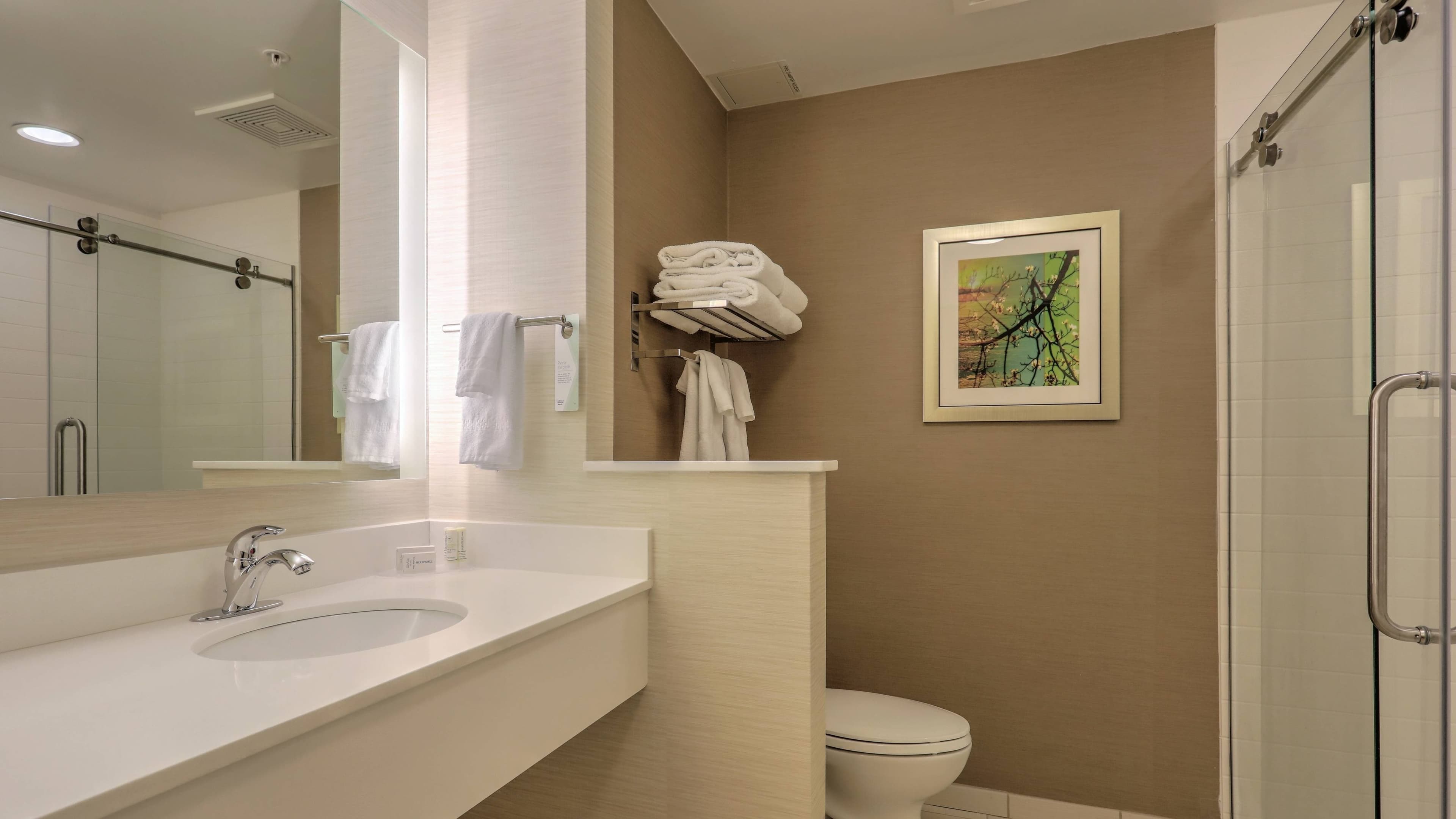 Fairfield Inn & Suites Greenville - Image 2