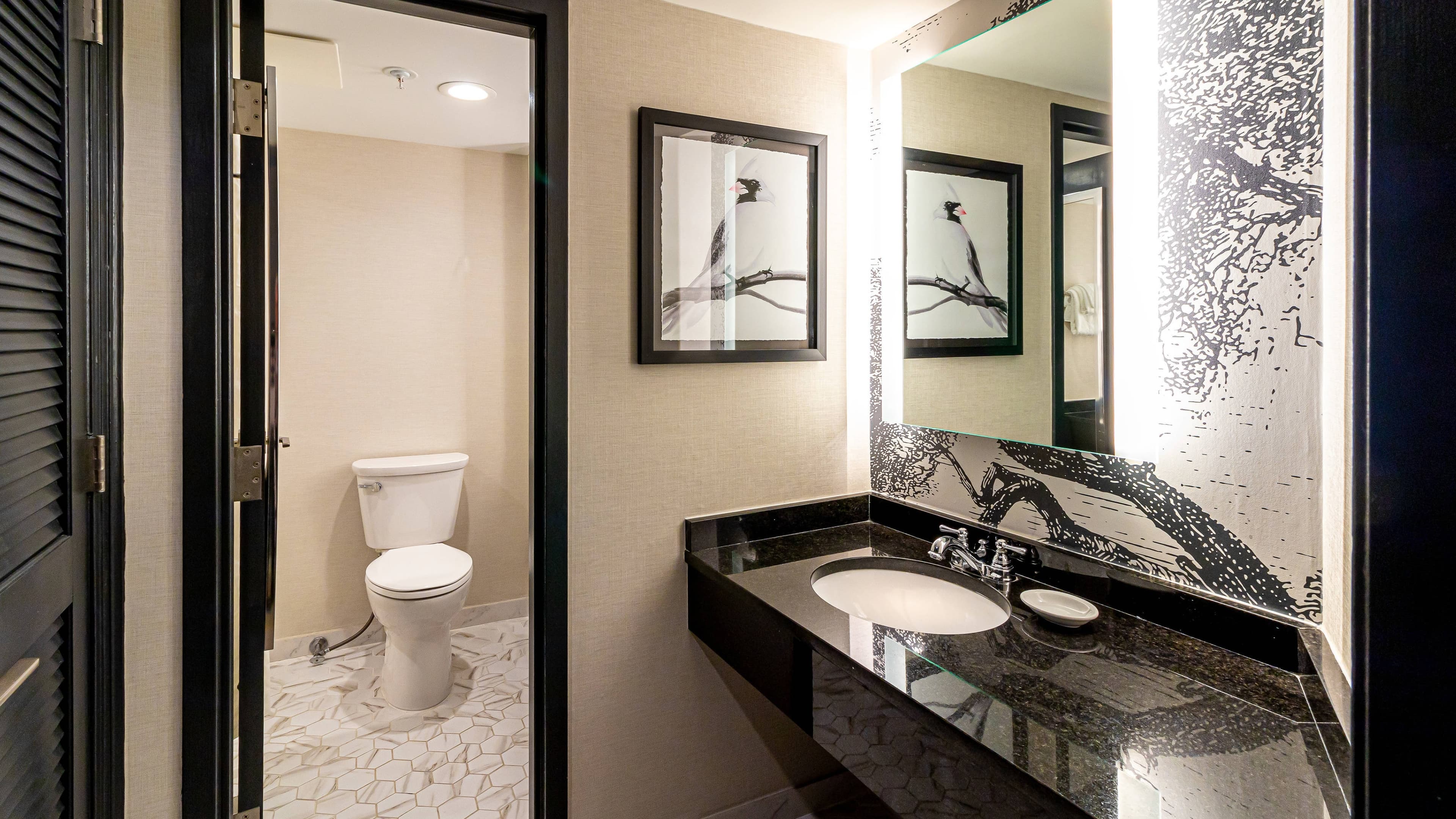 Williamsburg Lodge, Autograph Collection — 34