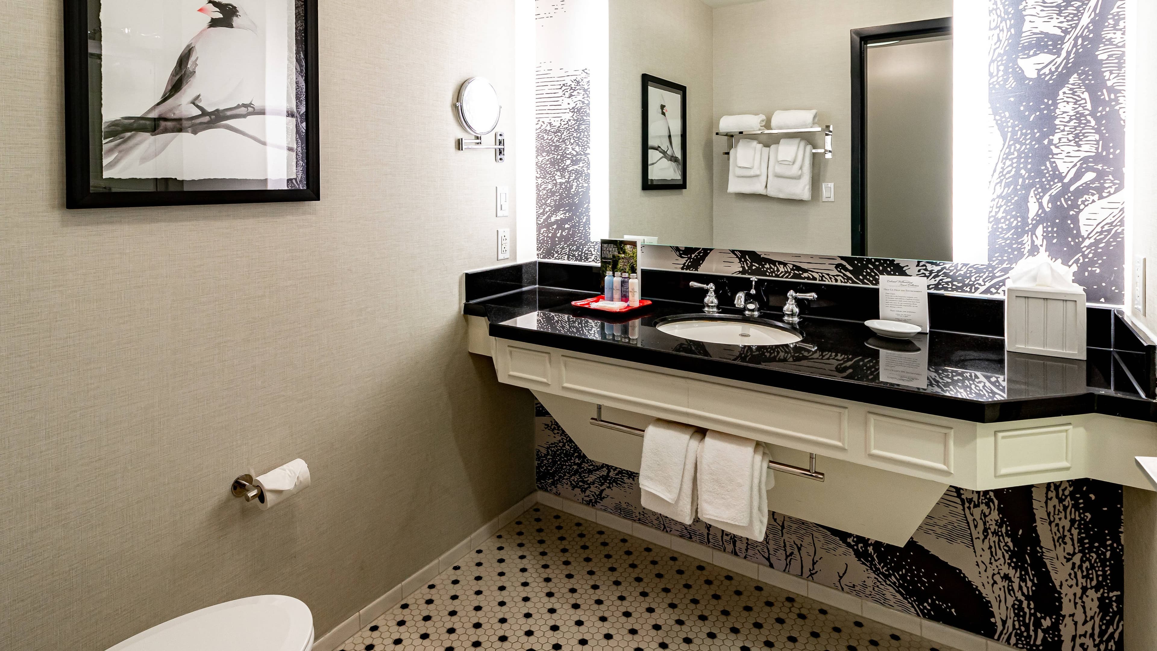 Deluxe Room - Image 6