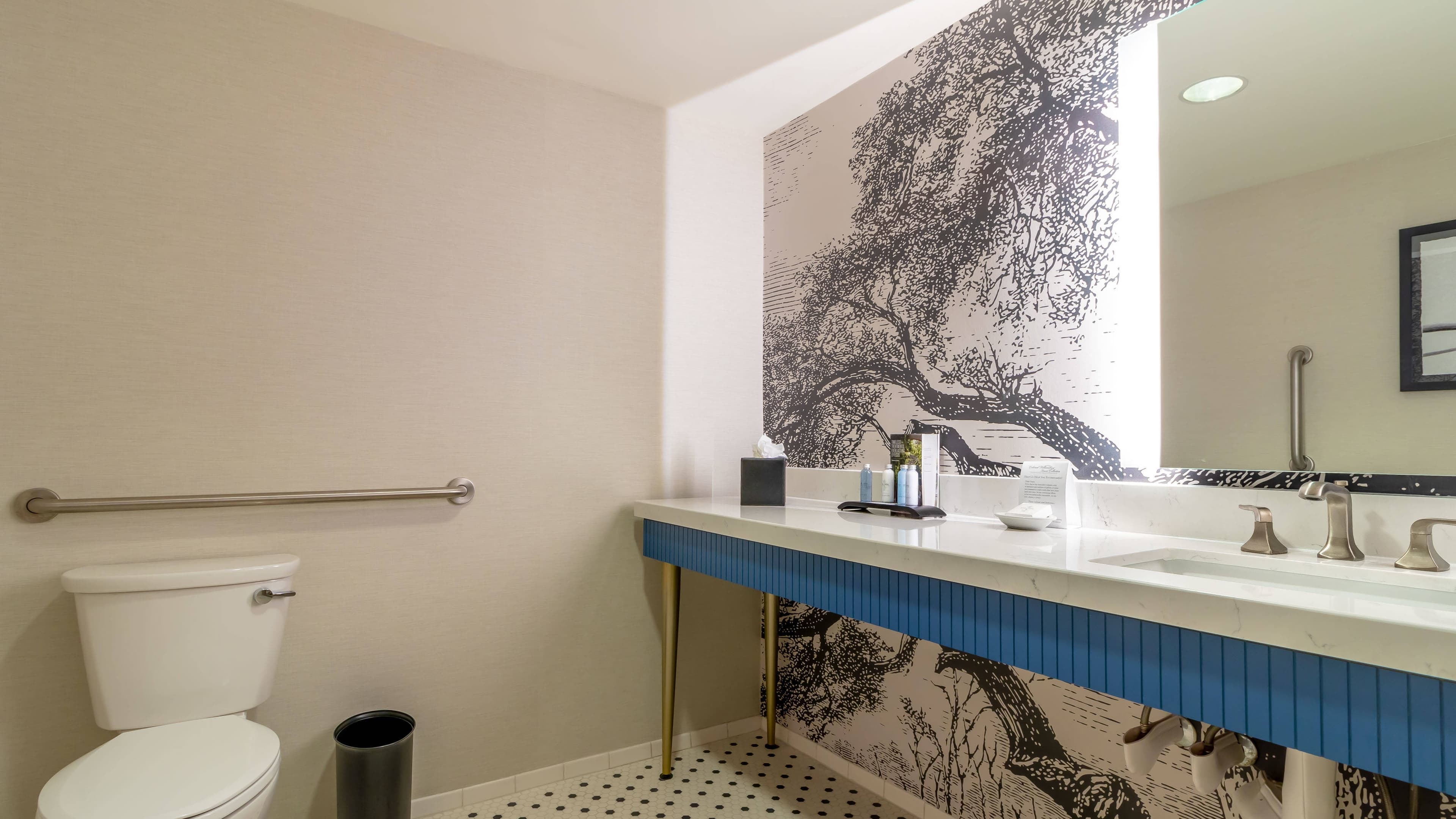 Deluxe Room - Image 8