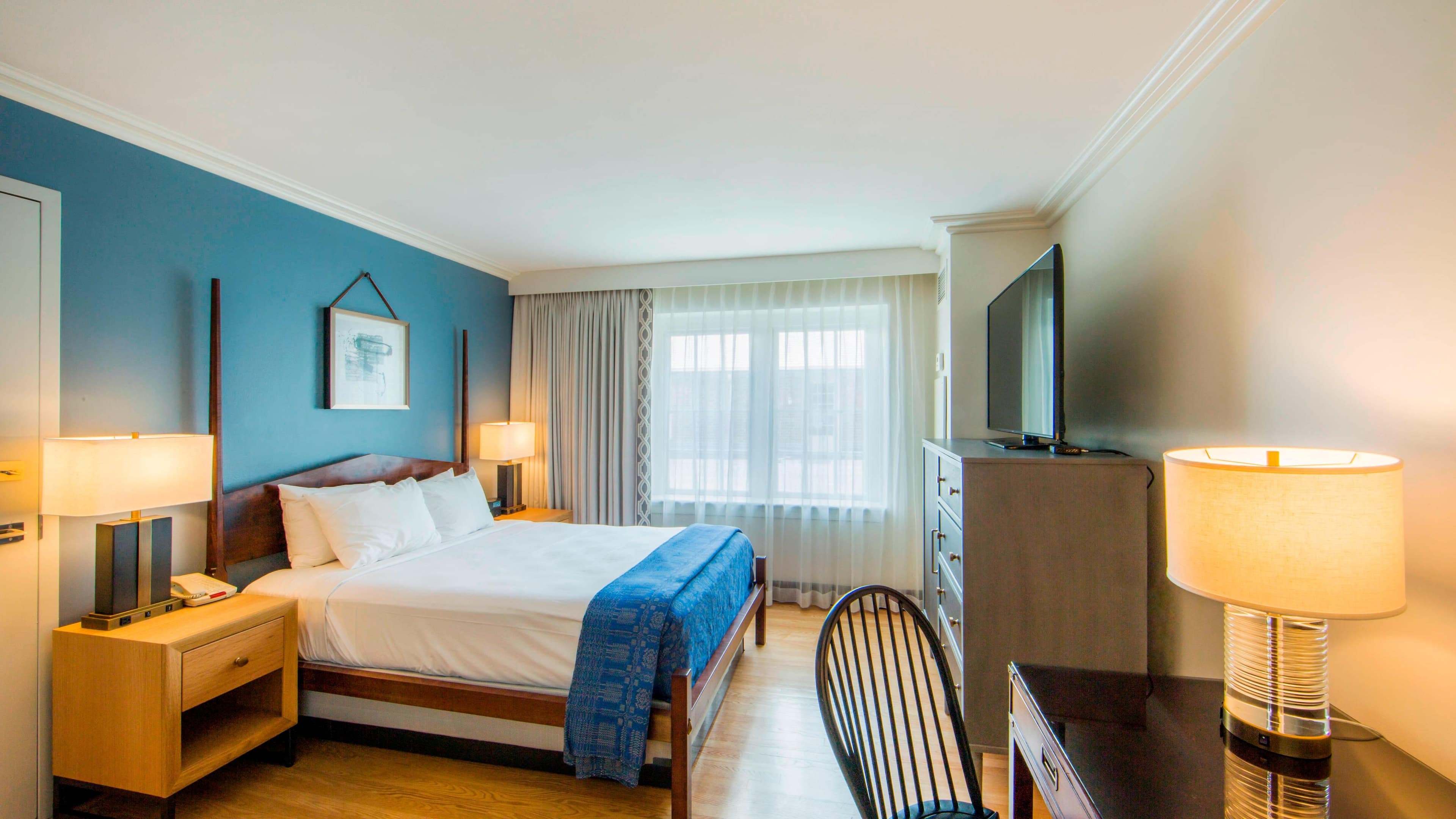 Williamsburg Lodge, Autograph Collection — 17