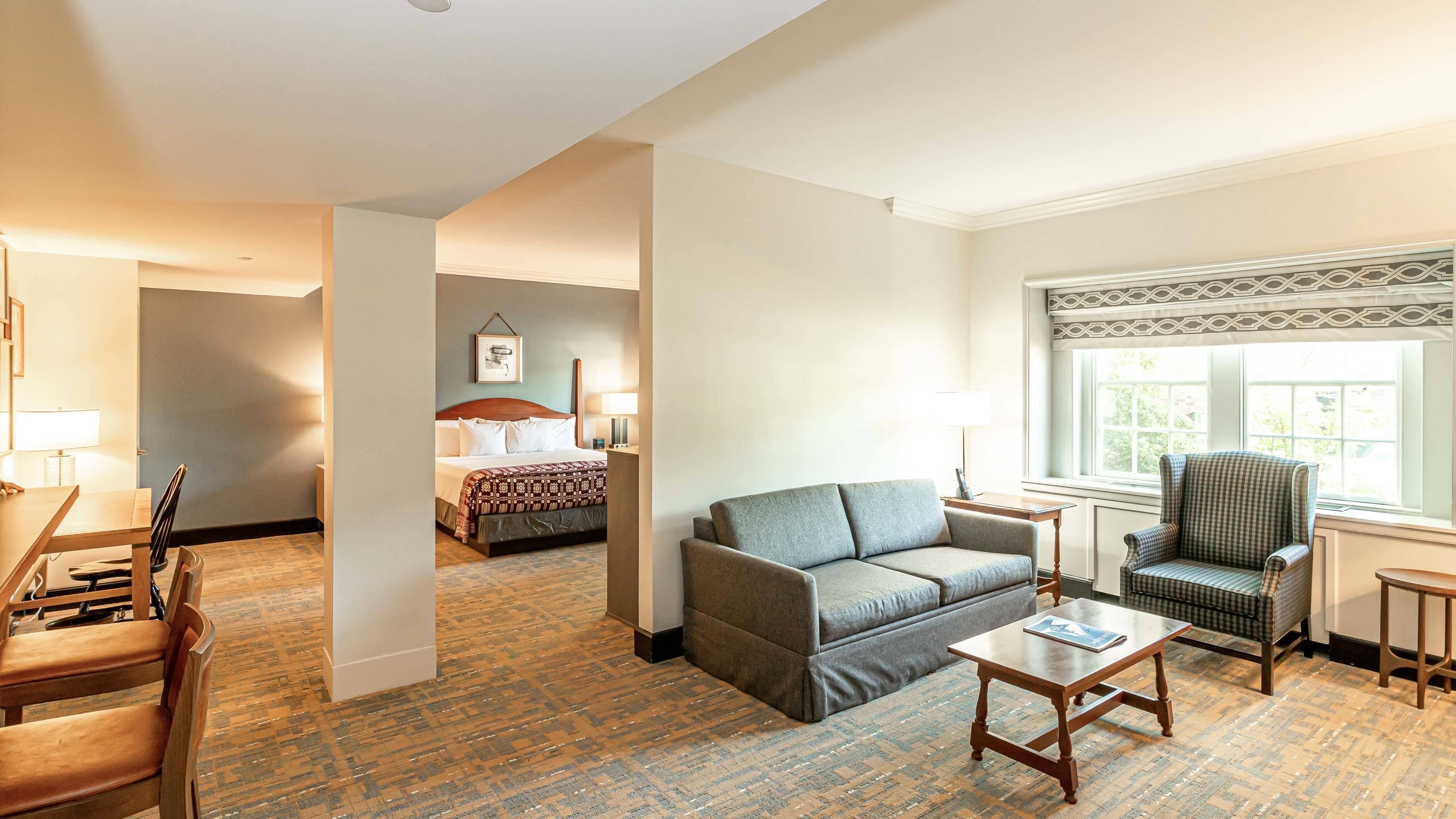 Williamsburg Lodge, Autograph Collection — 18