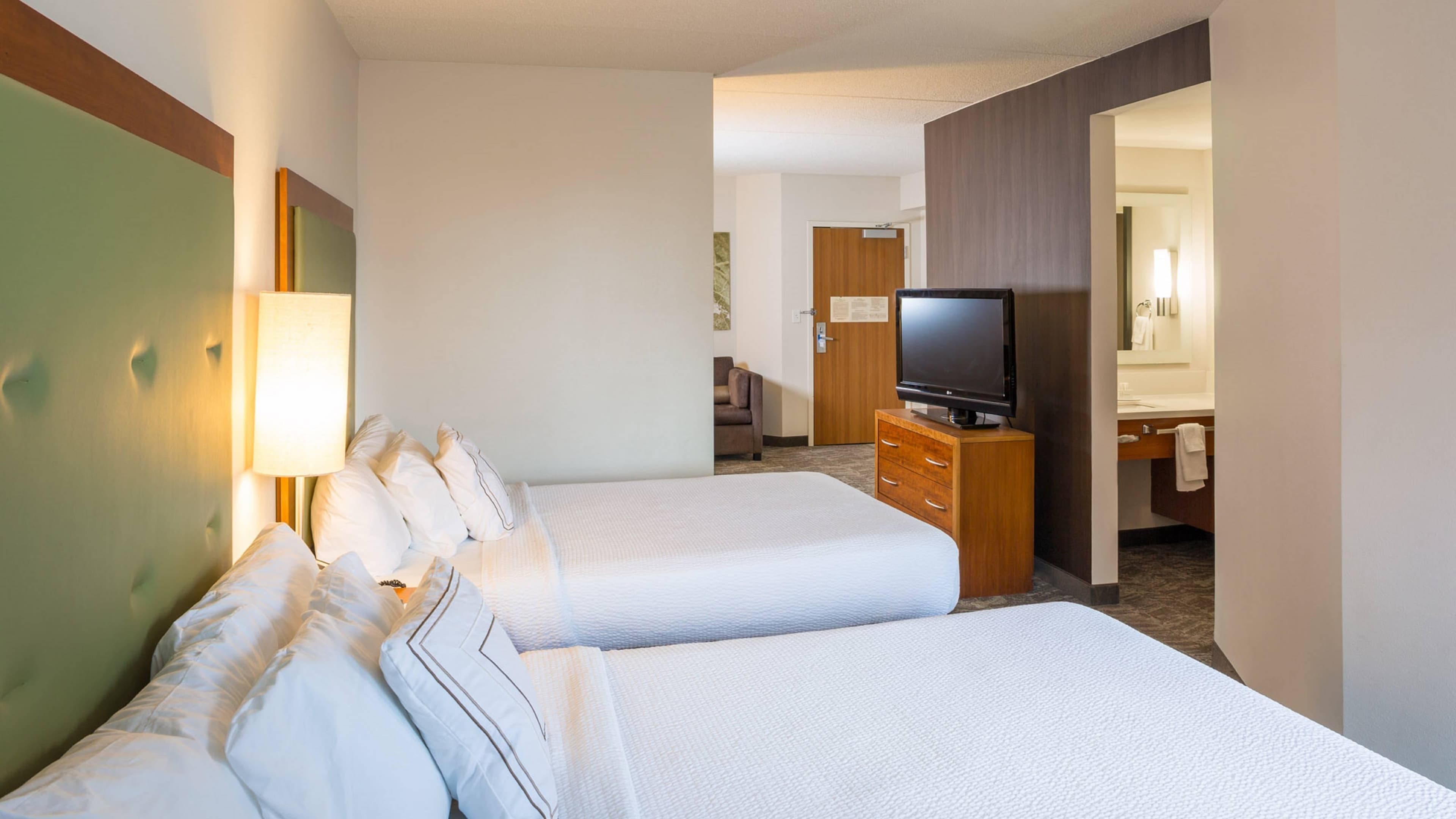 SpringHill Suites Hampton — 13