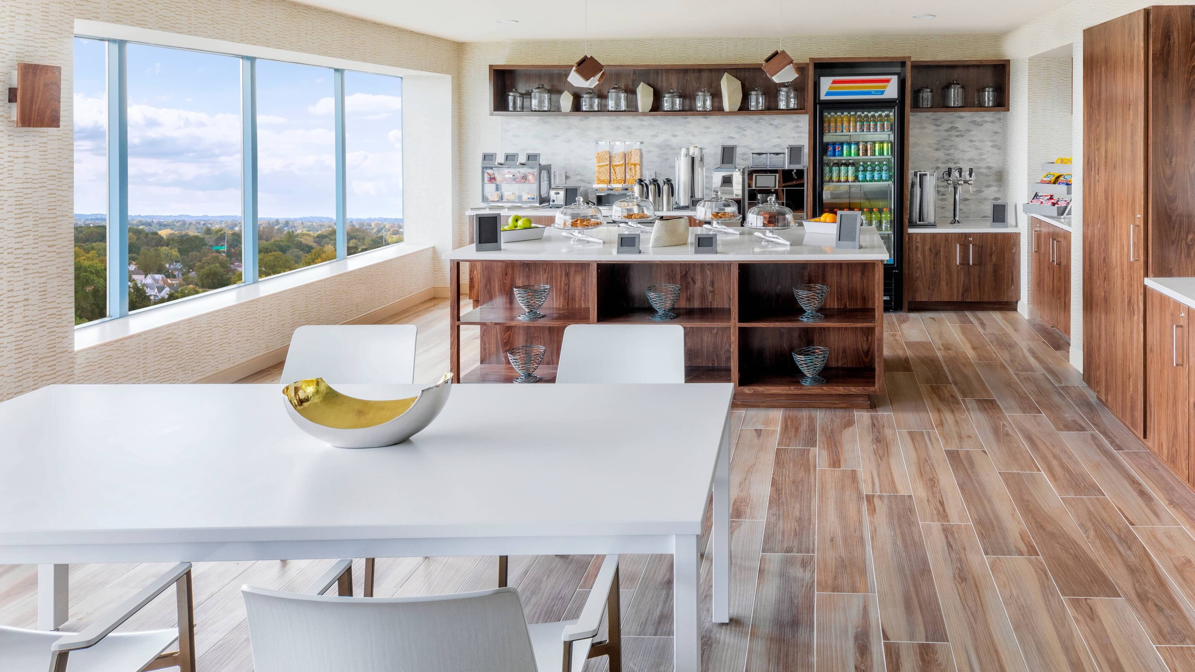 Delta Hotels Philadelphia Airport - Image 5