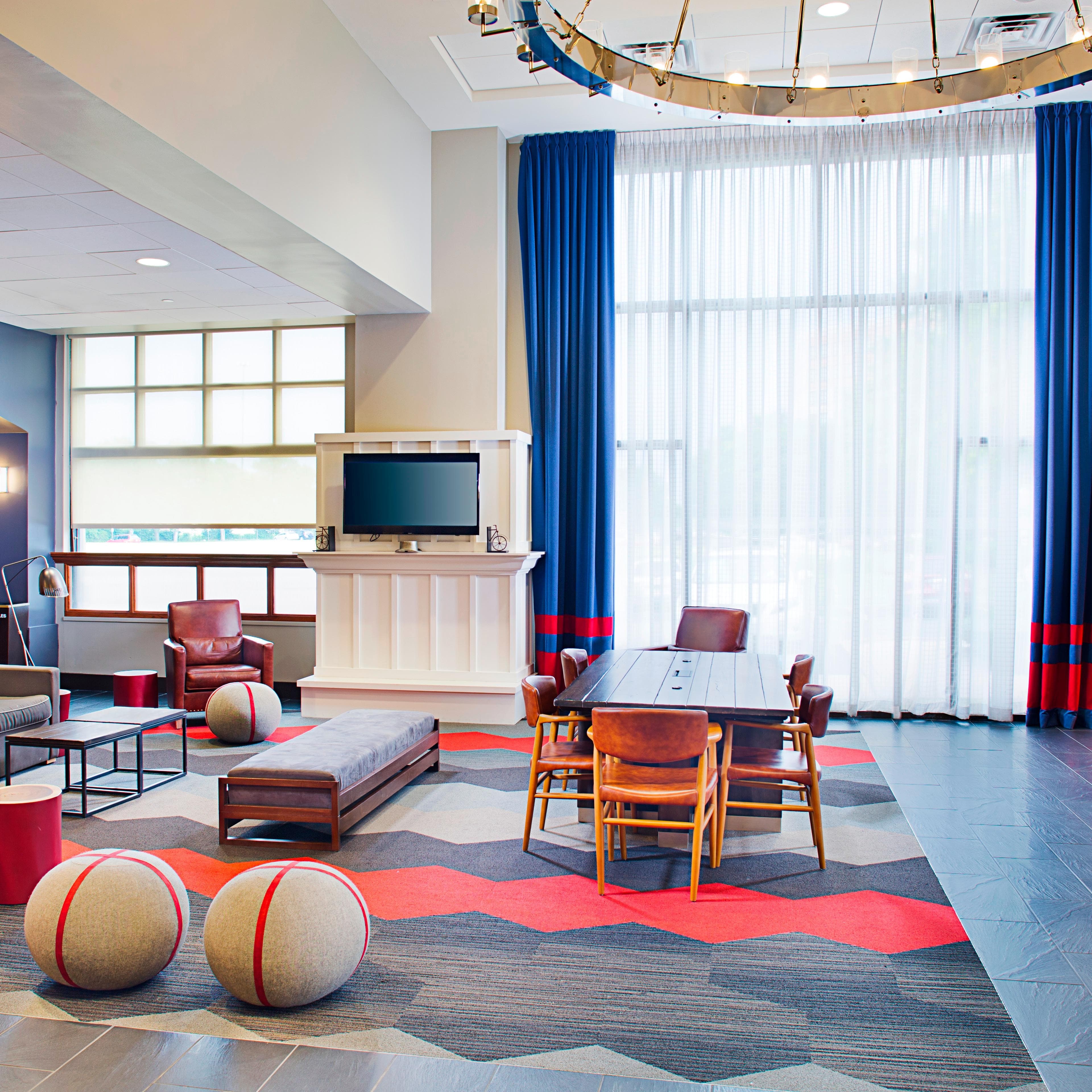 Four Points by Sheraton Philadelphia Airport - Image 1