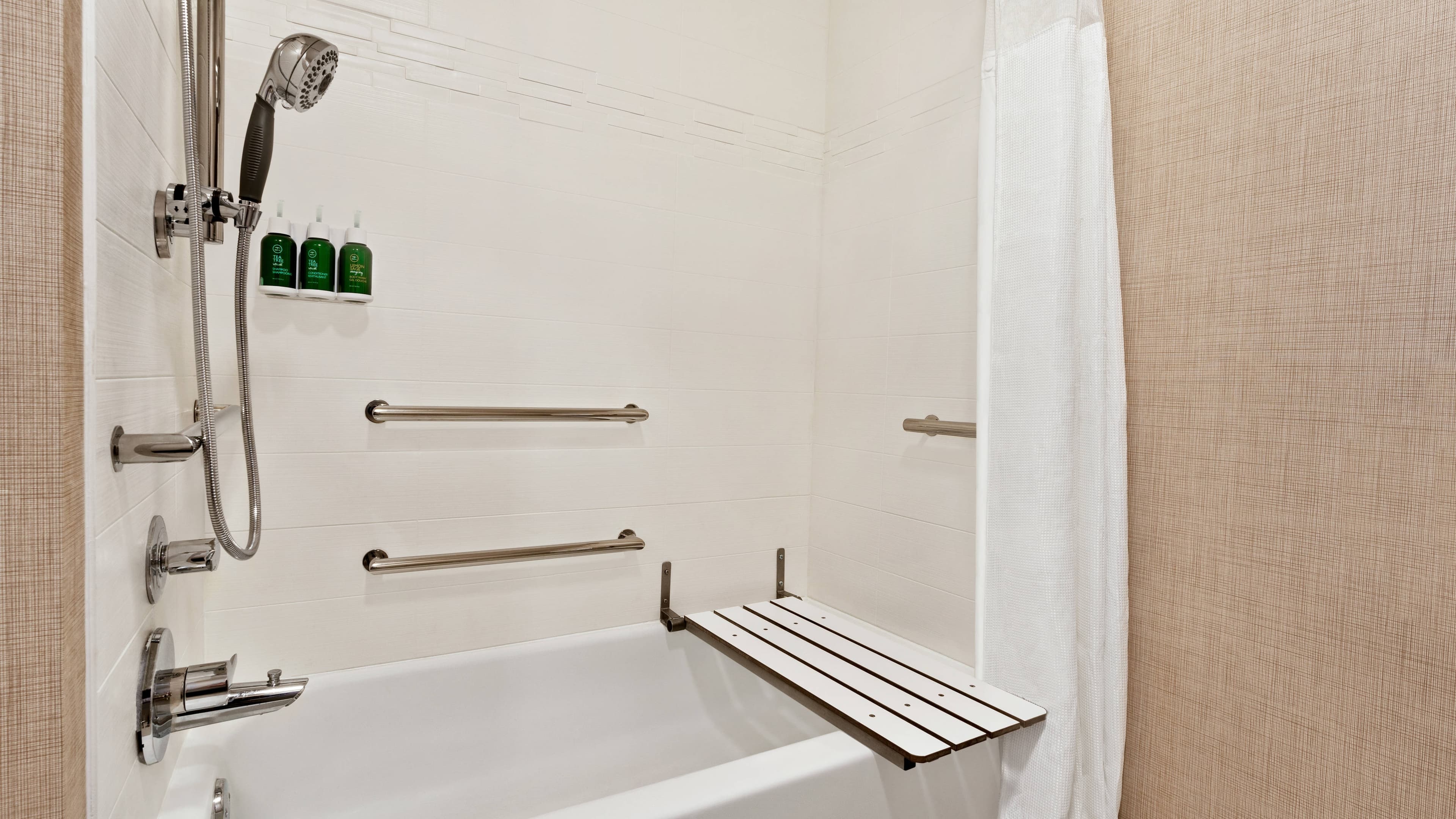 1 Bedroom Suite - Image 6