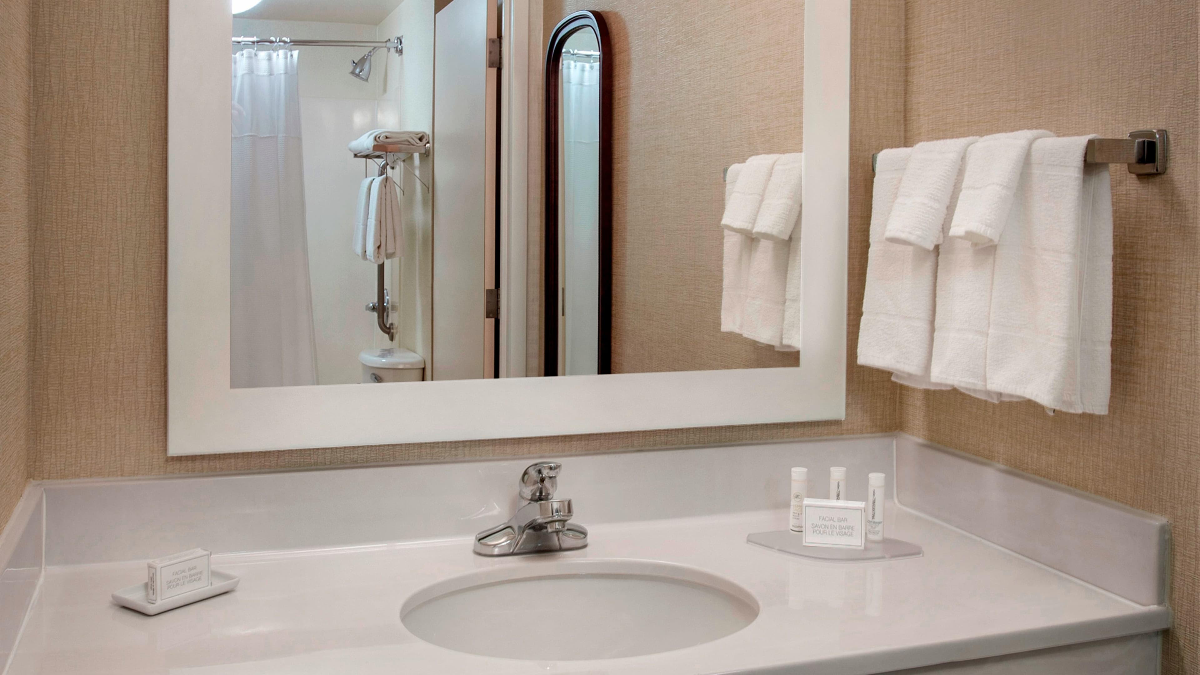 SpringHill Suites Philadelphia Willow Grove - Image 5