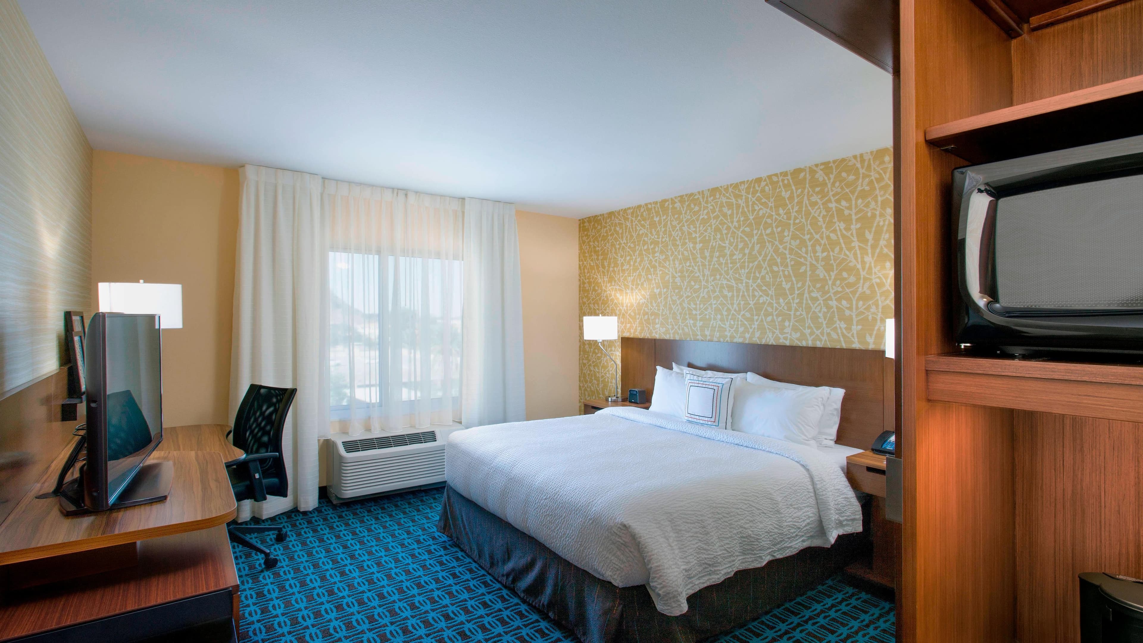 Fairfield Inn & Suites Phoenix Tempe/Airport - Image 2