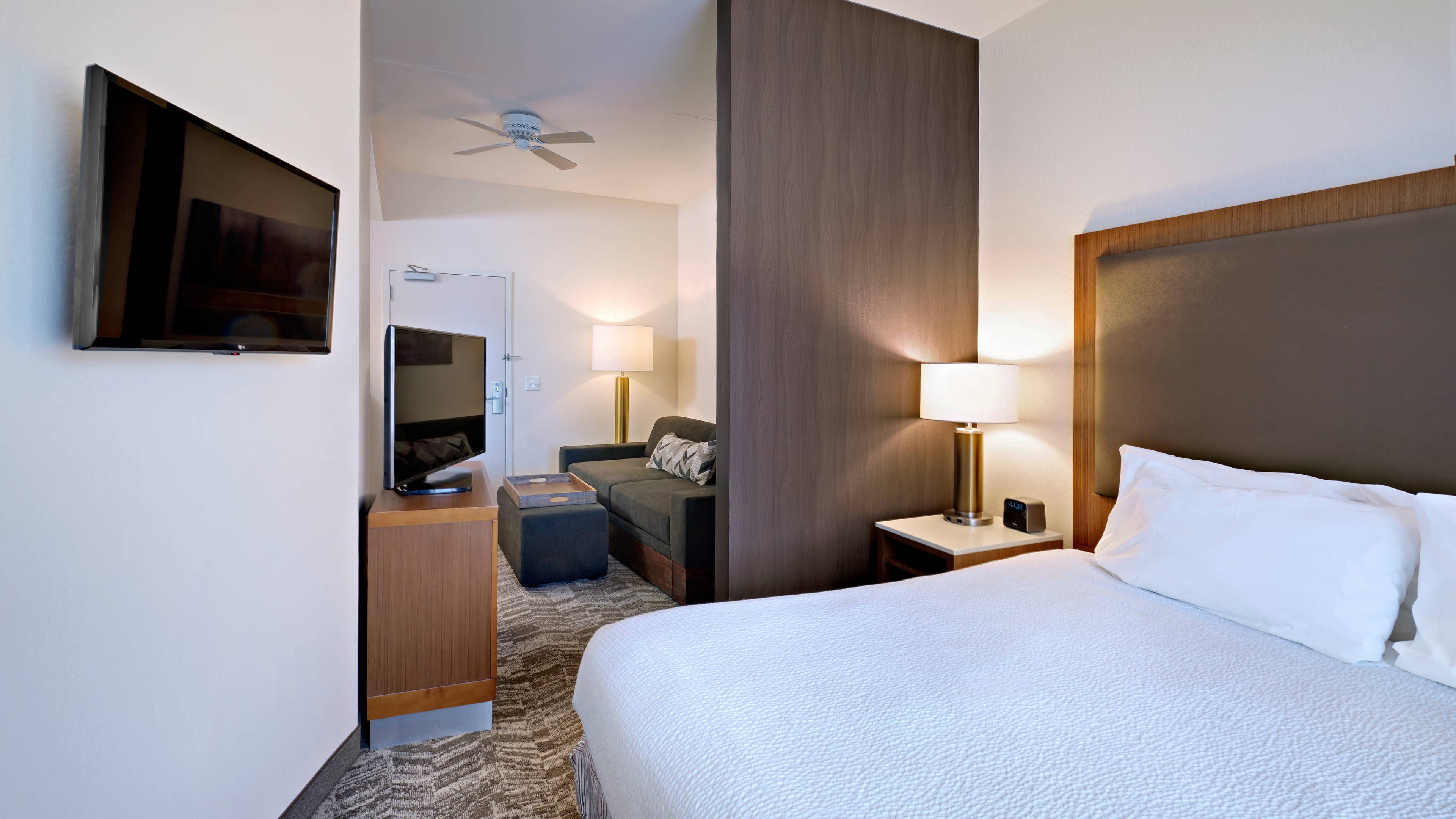 Suite - Image 2