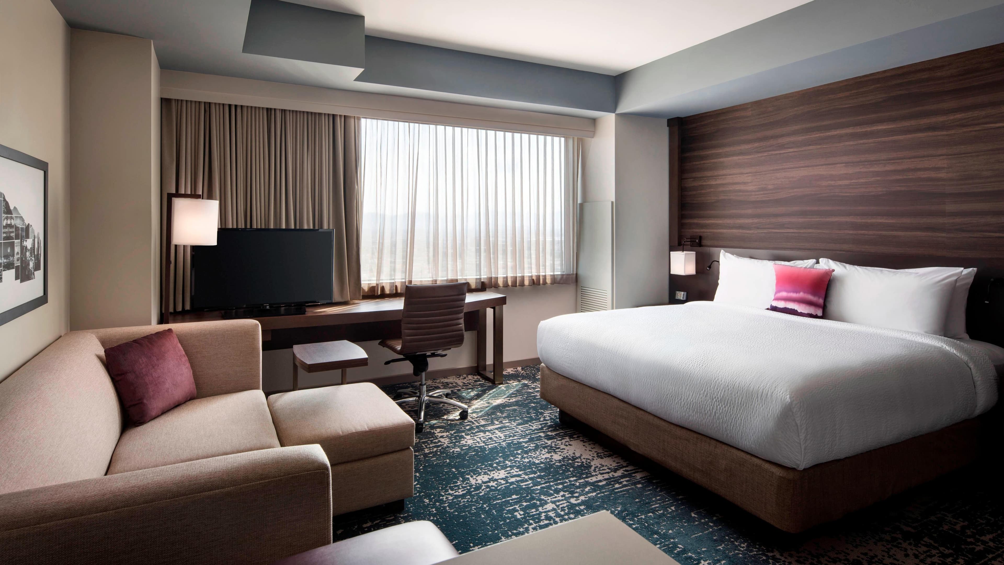 Residence Inn Phoenix Downtown - Image 2