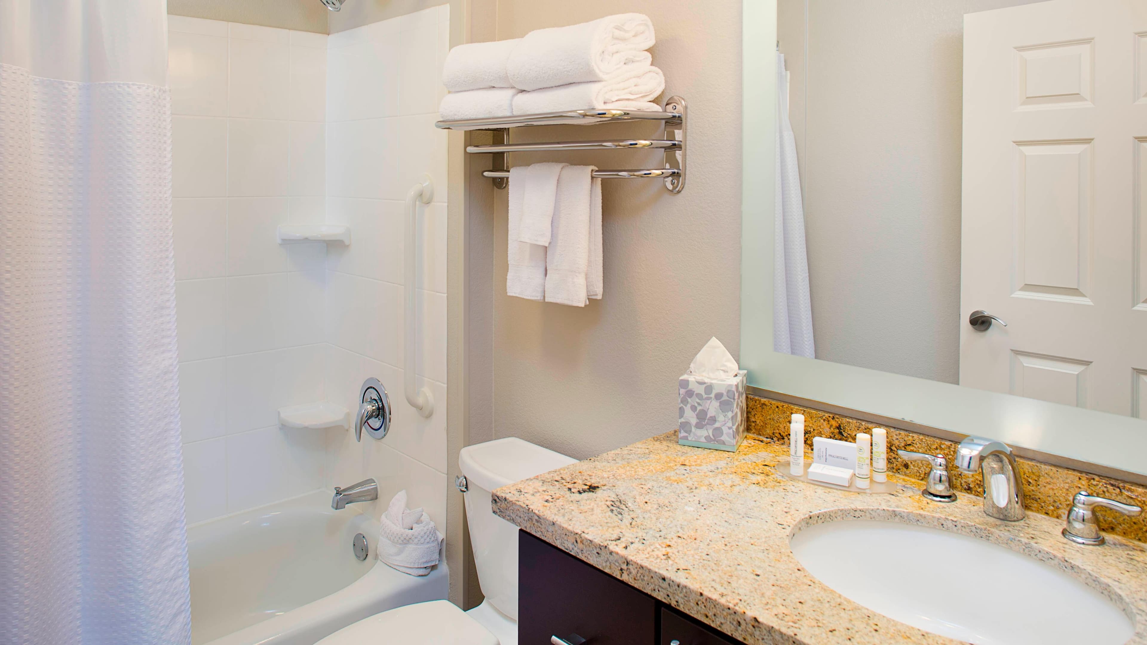 TownePlace Suites Phoenix Goodyear - Image 5