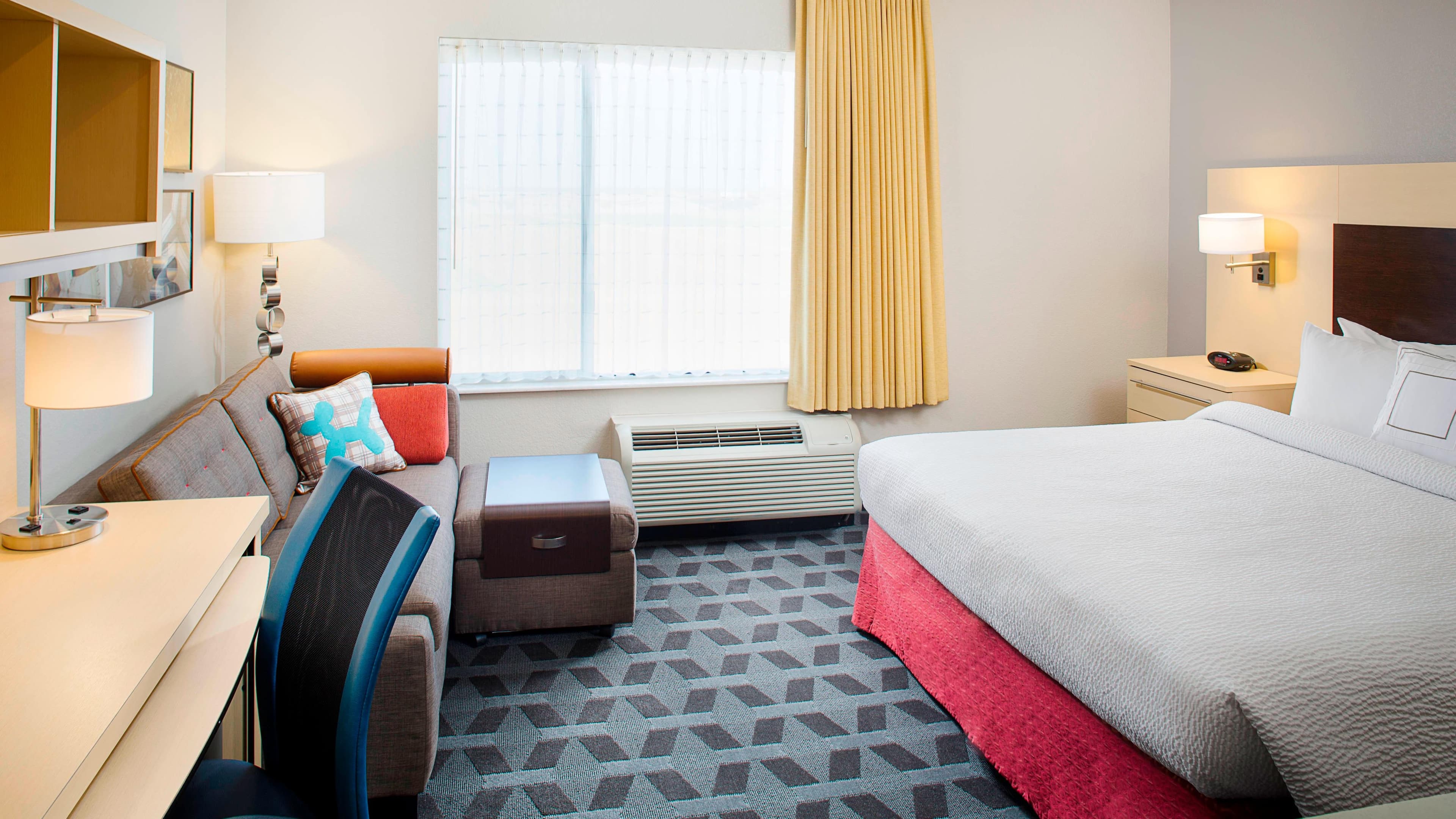 TownePlace Suites Phoenix Goodyear - Image 2