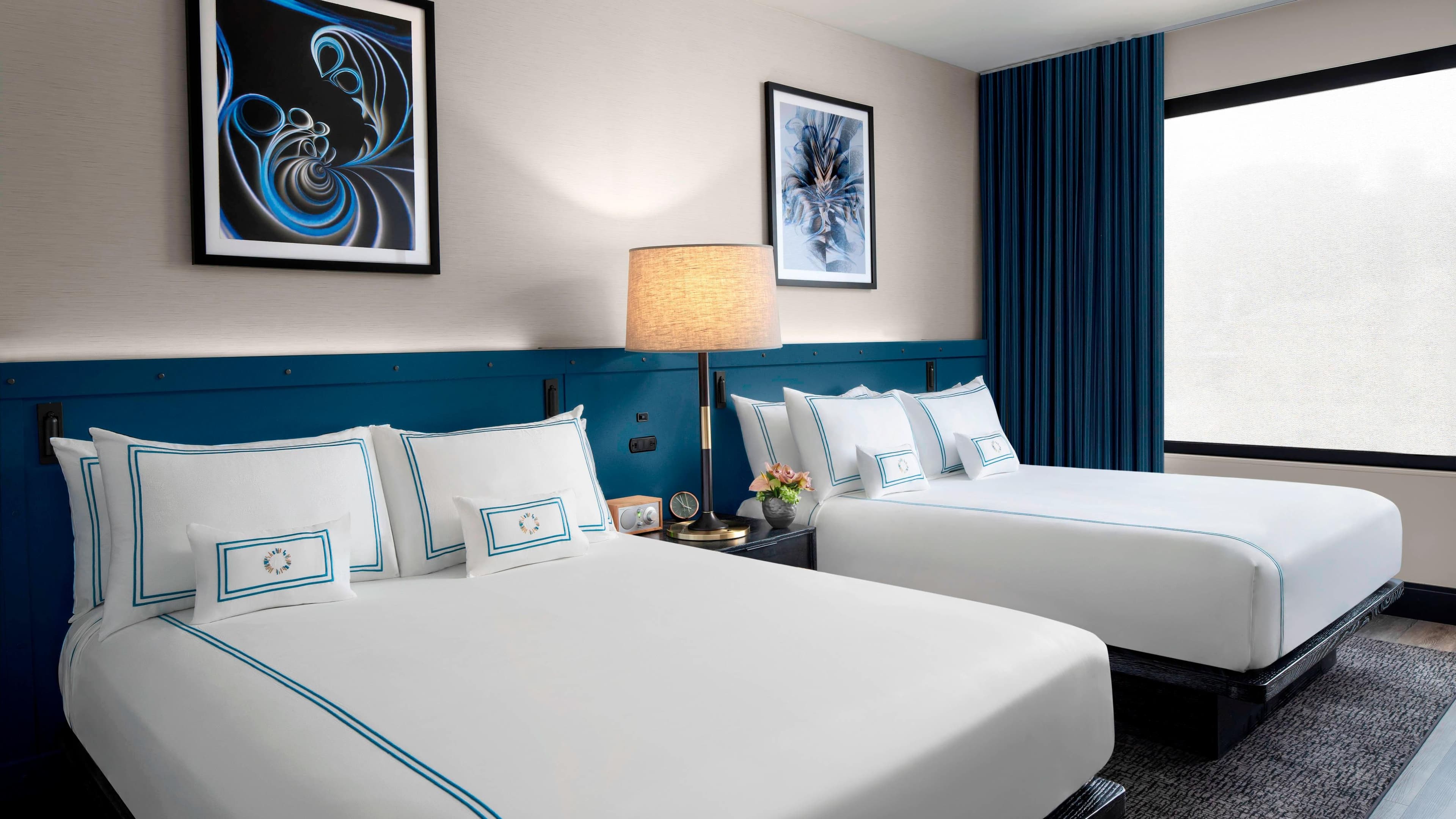 The Oaklander Hotel, Autograph Collection — 20