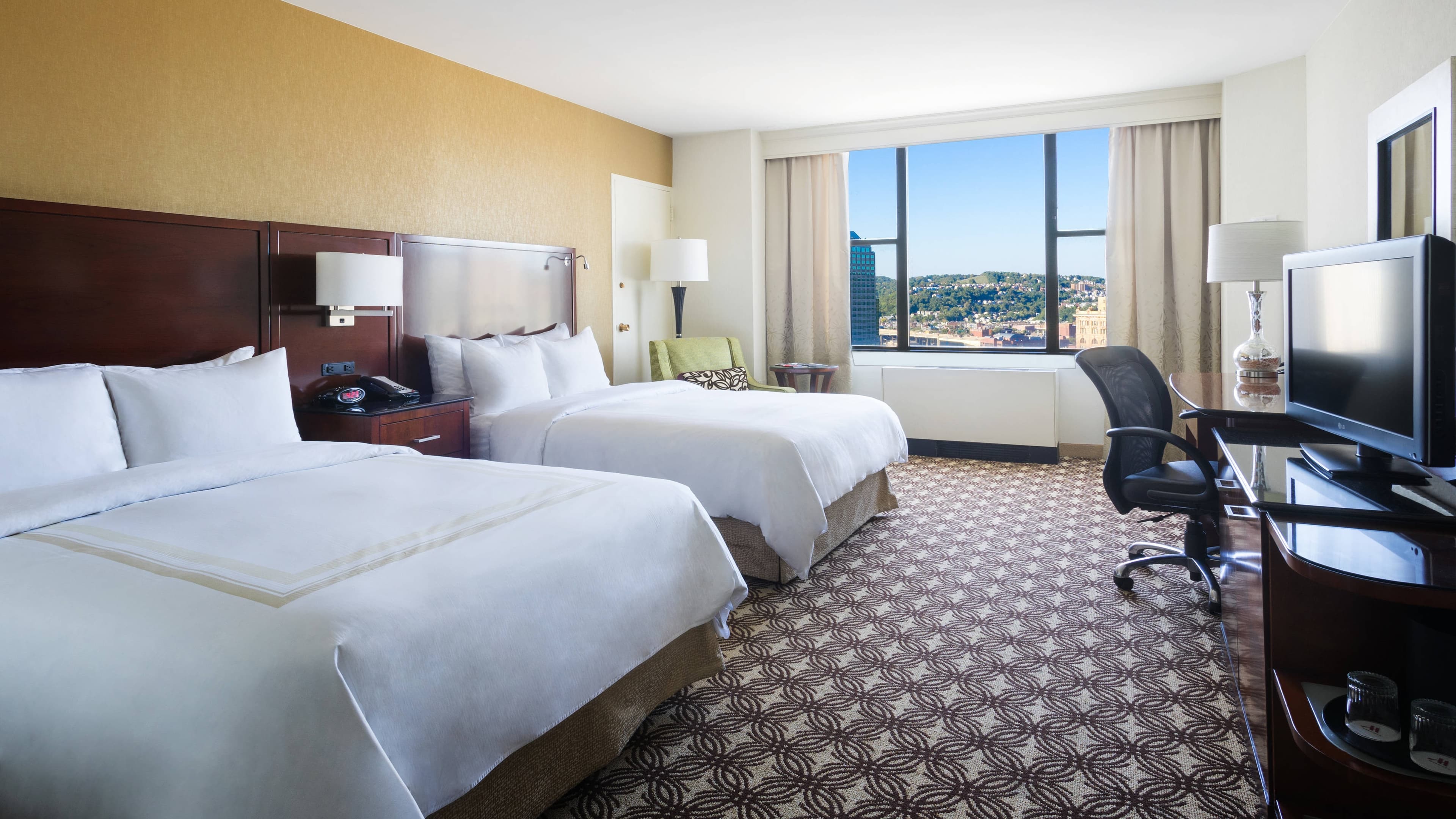Pittsburgh Marriott City Center - Image 2