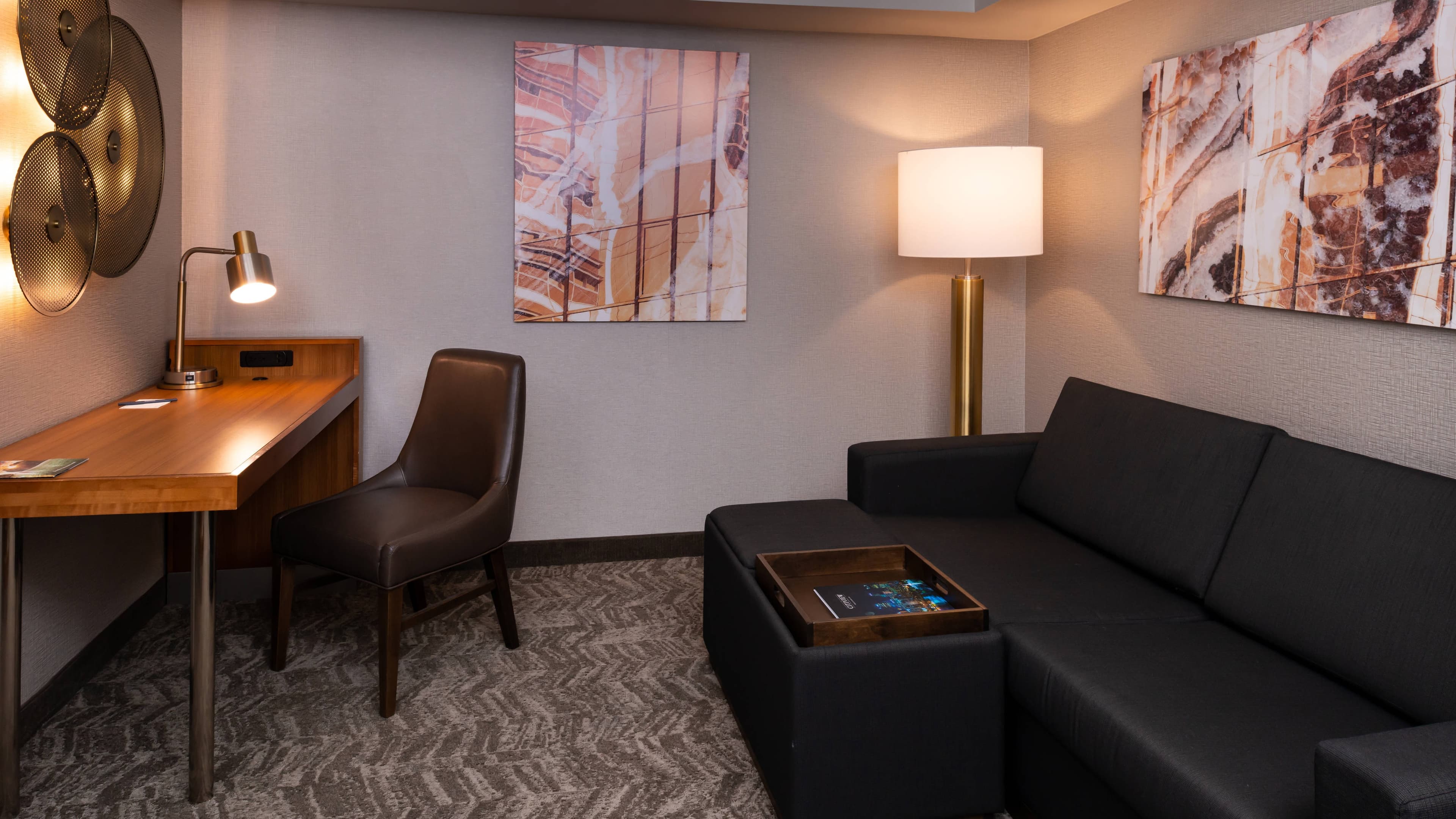 Holiday Inn Express & Suites Pittsburgh North Shore — 35