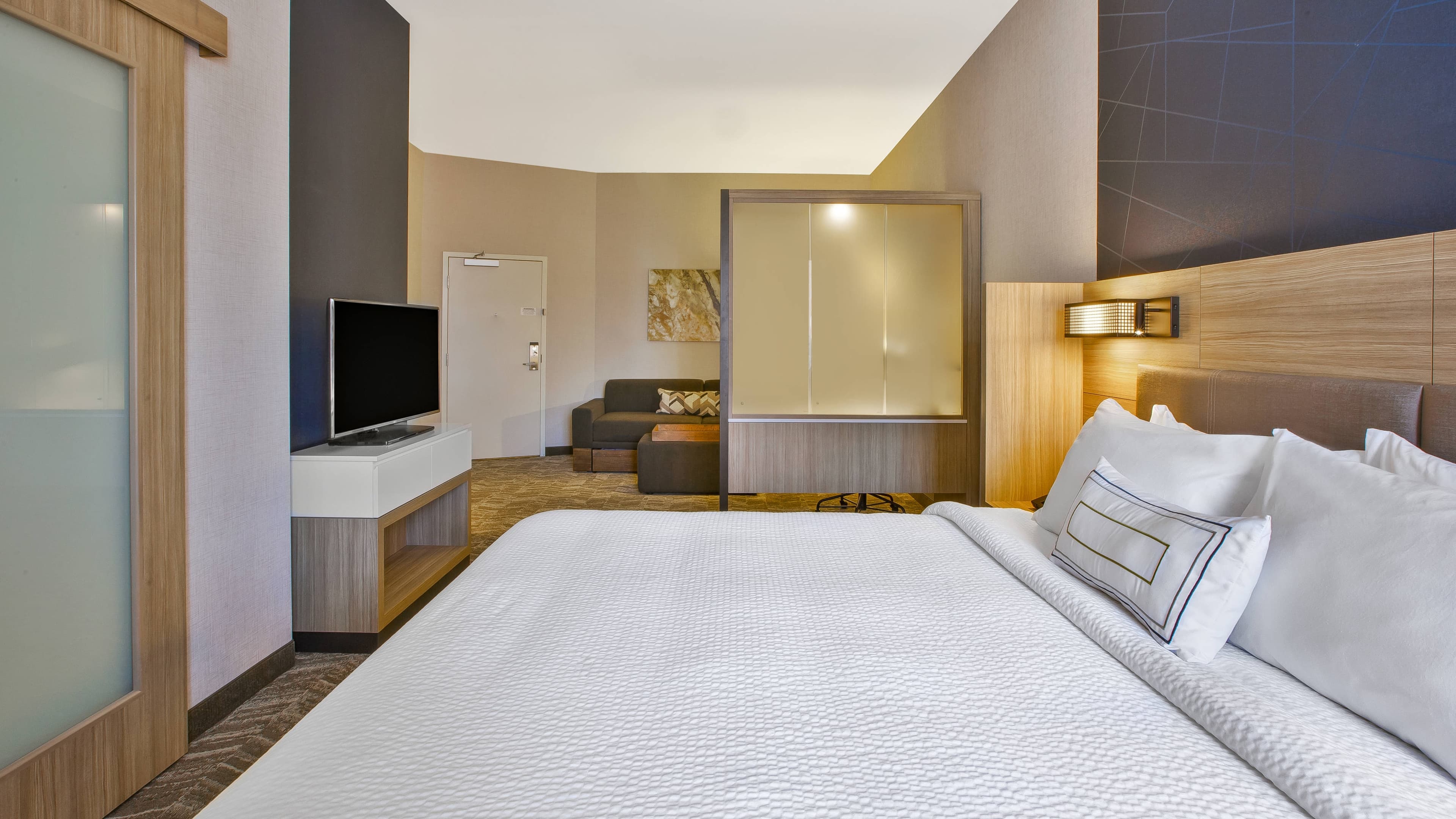 Suite - Image 4