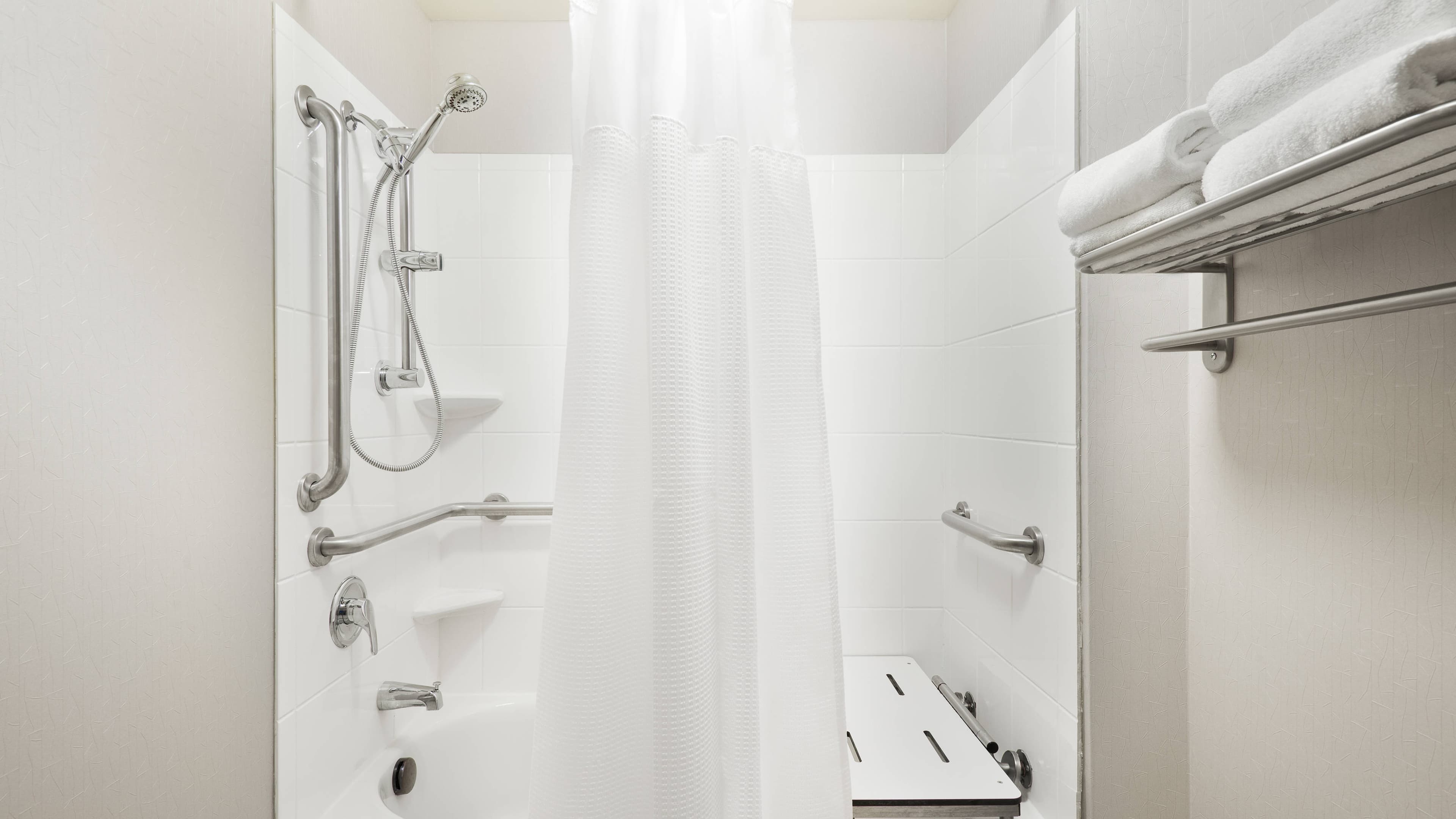 Suite - Image 6