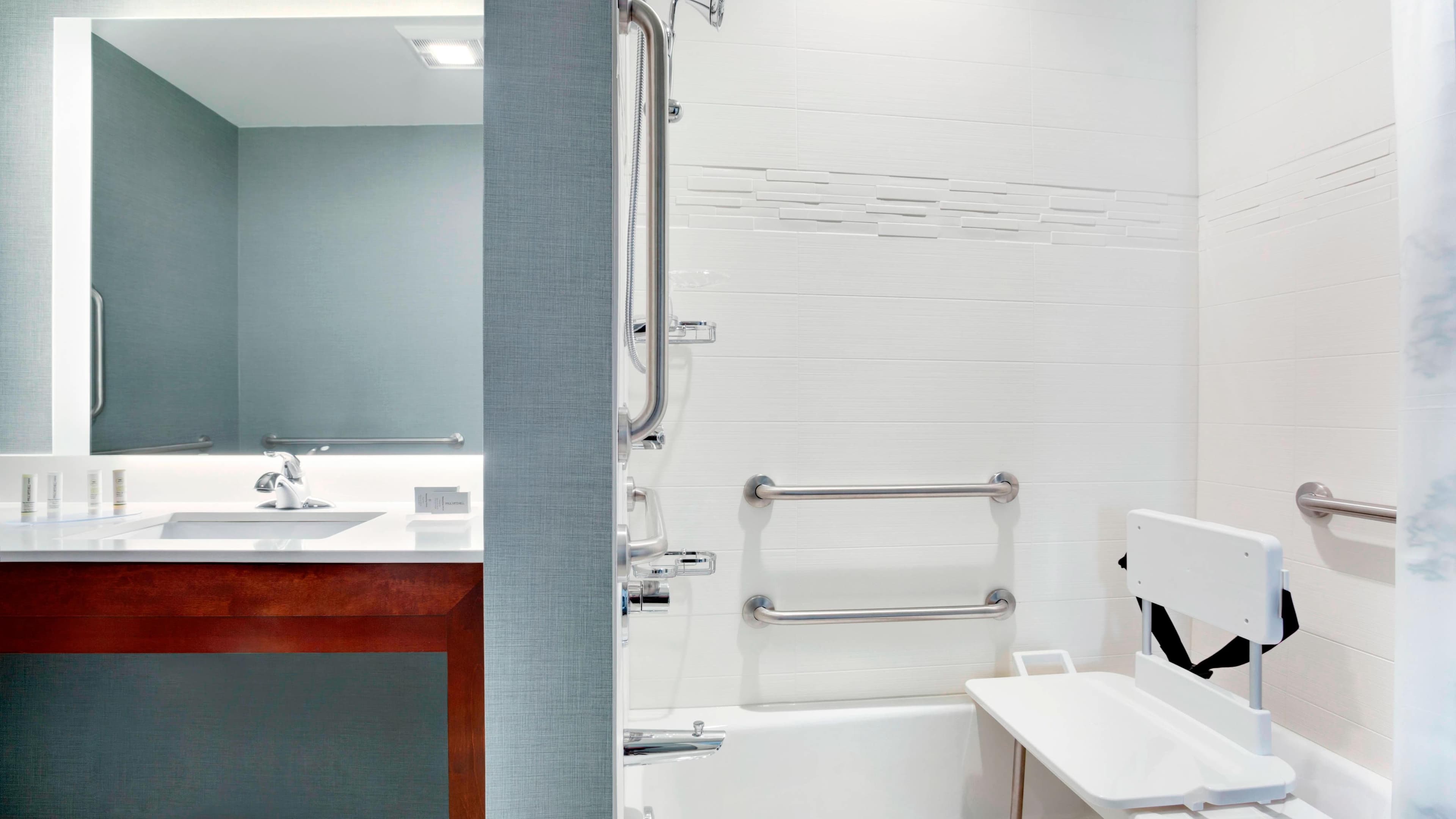 1 Bedroom Suite - Image 6
