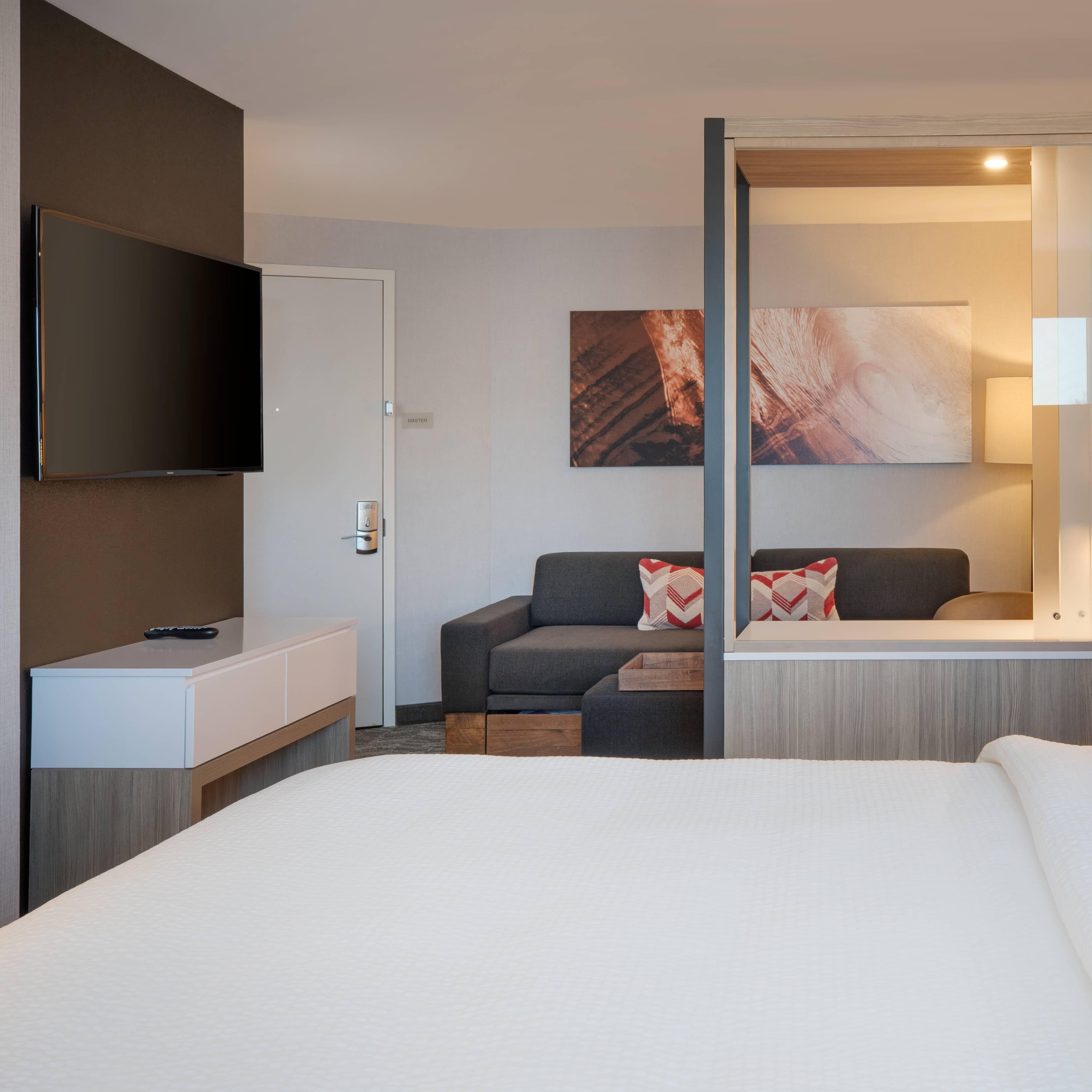 SpringHill Suites Hampton Portsmouth - Image 1