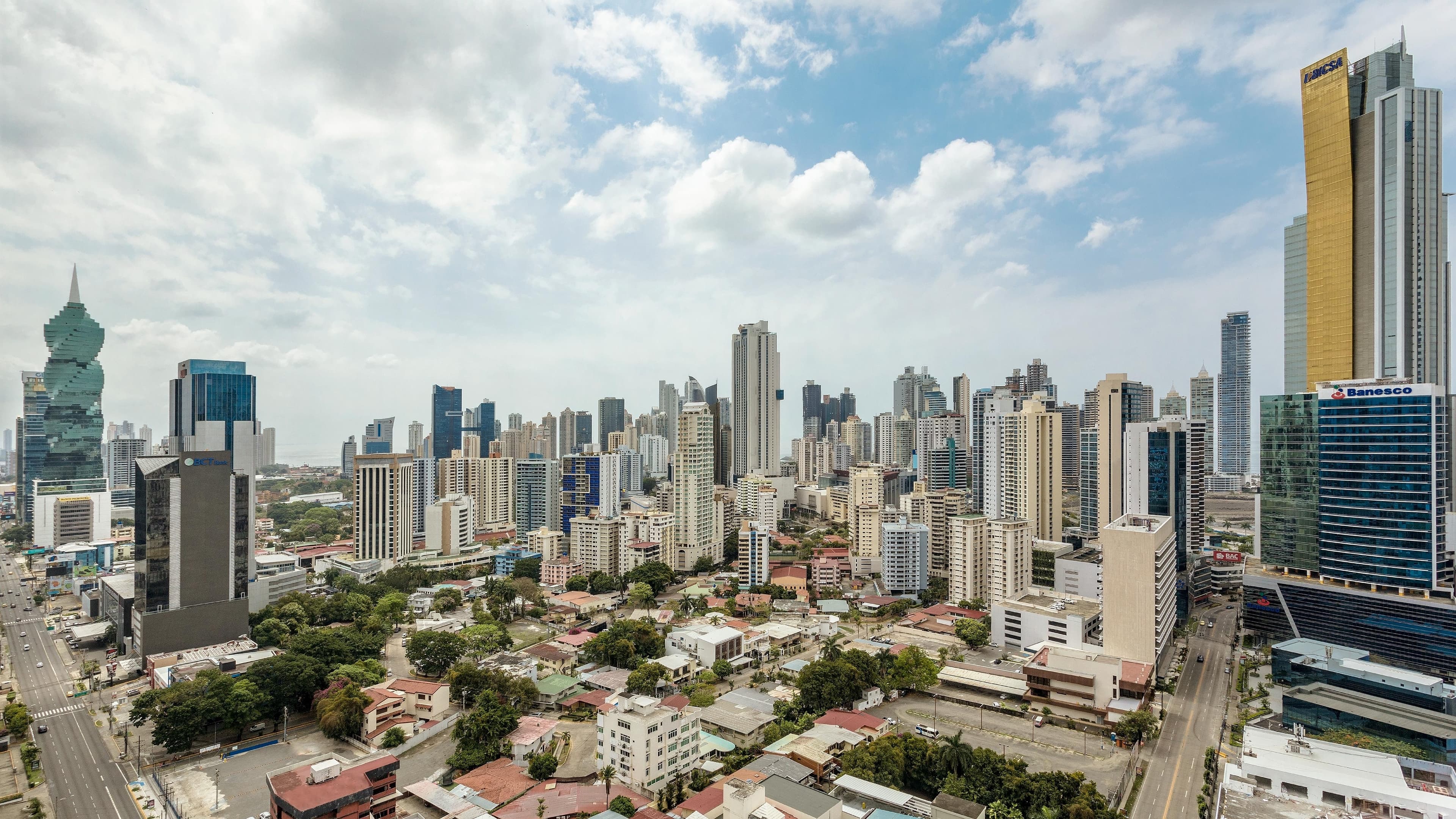 W Panama - Image 3