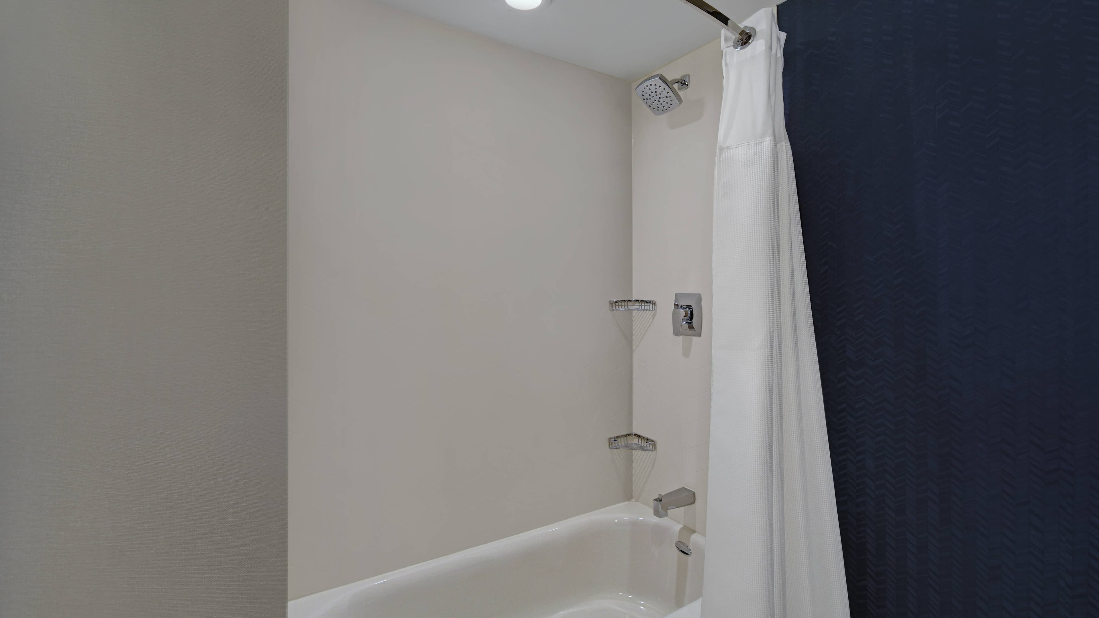 Fairfield Inn & Suites Mansfield - Image 5