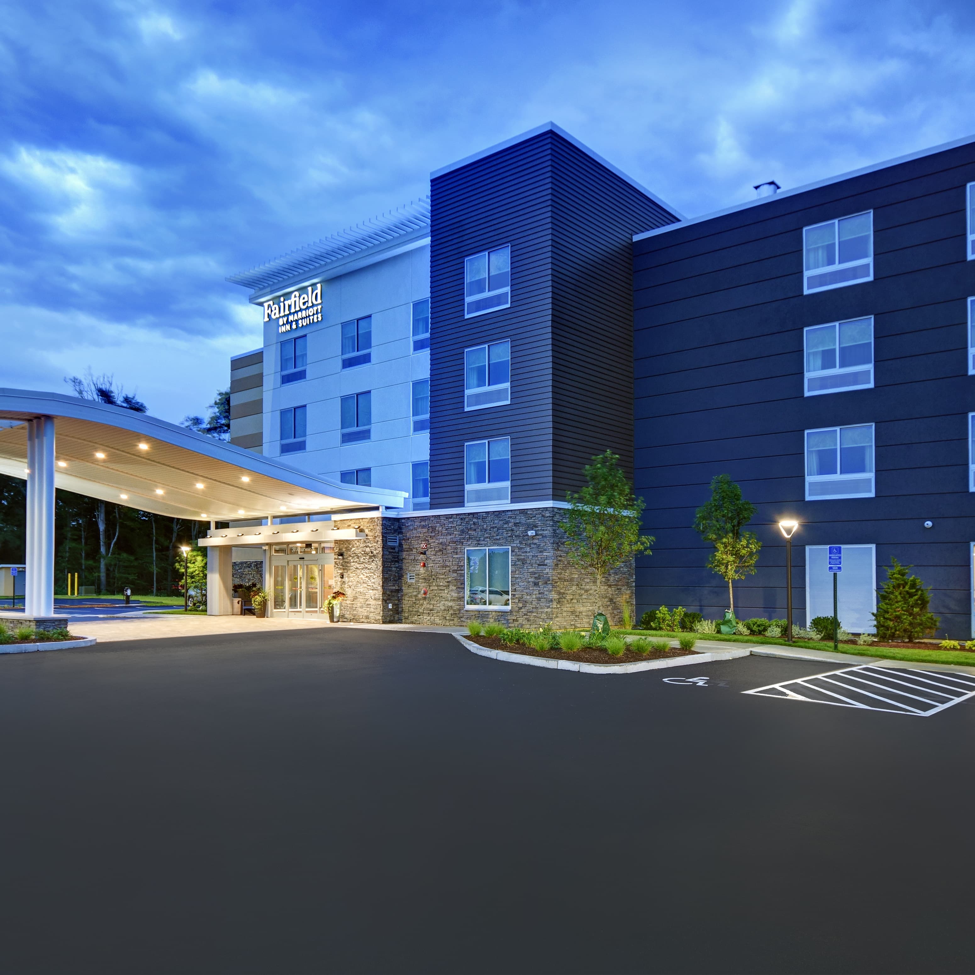 Fairfield Inn & Suites Mansfield - Image 1