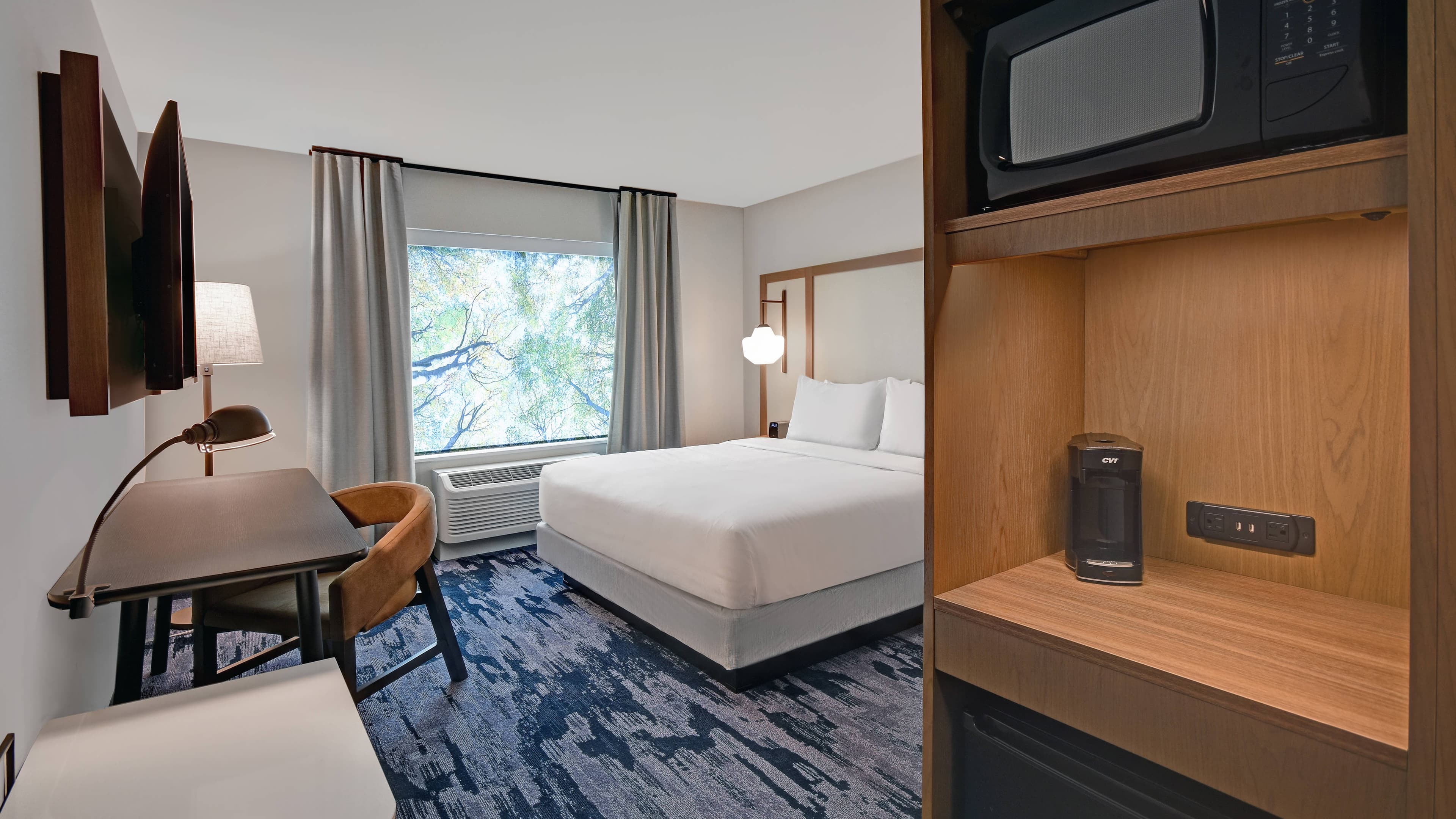 Fairfield Inn & Suites Mansfield - Image 2