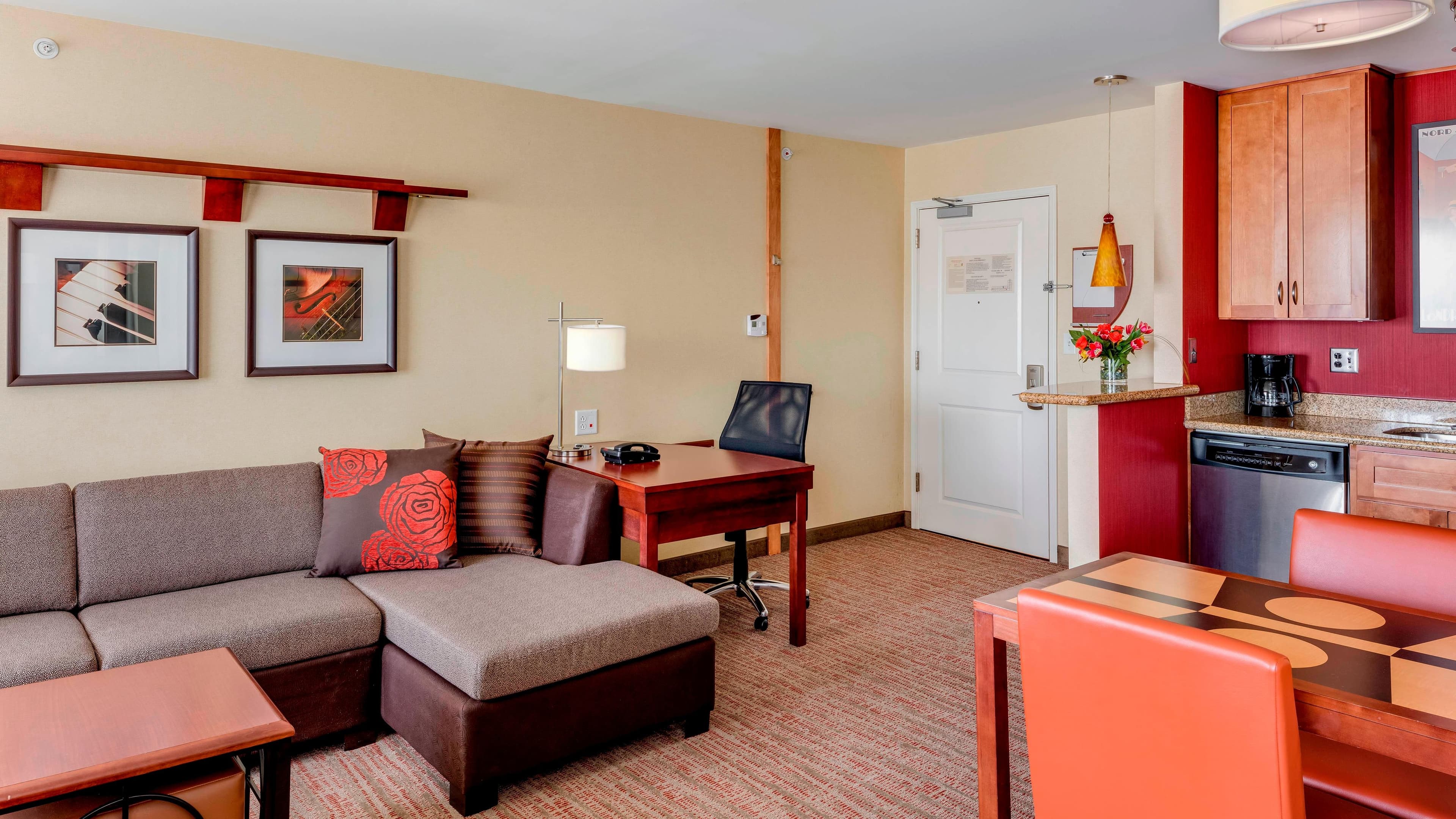 Residence Inn Auburn - Image 5