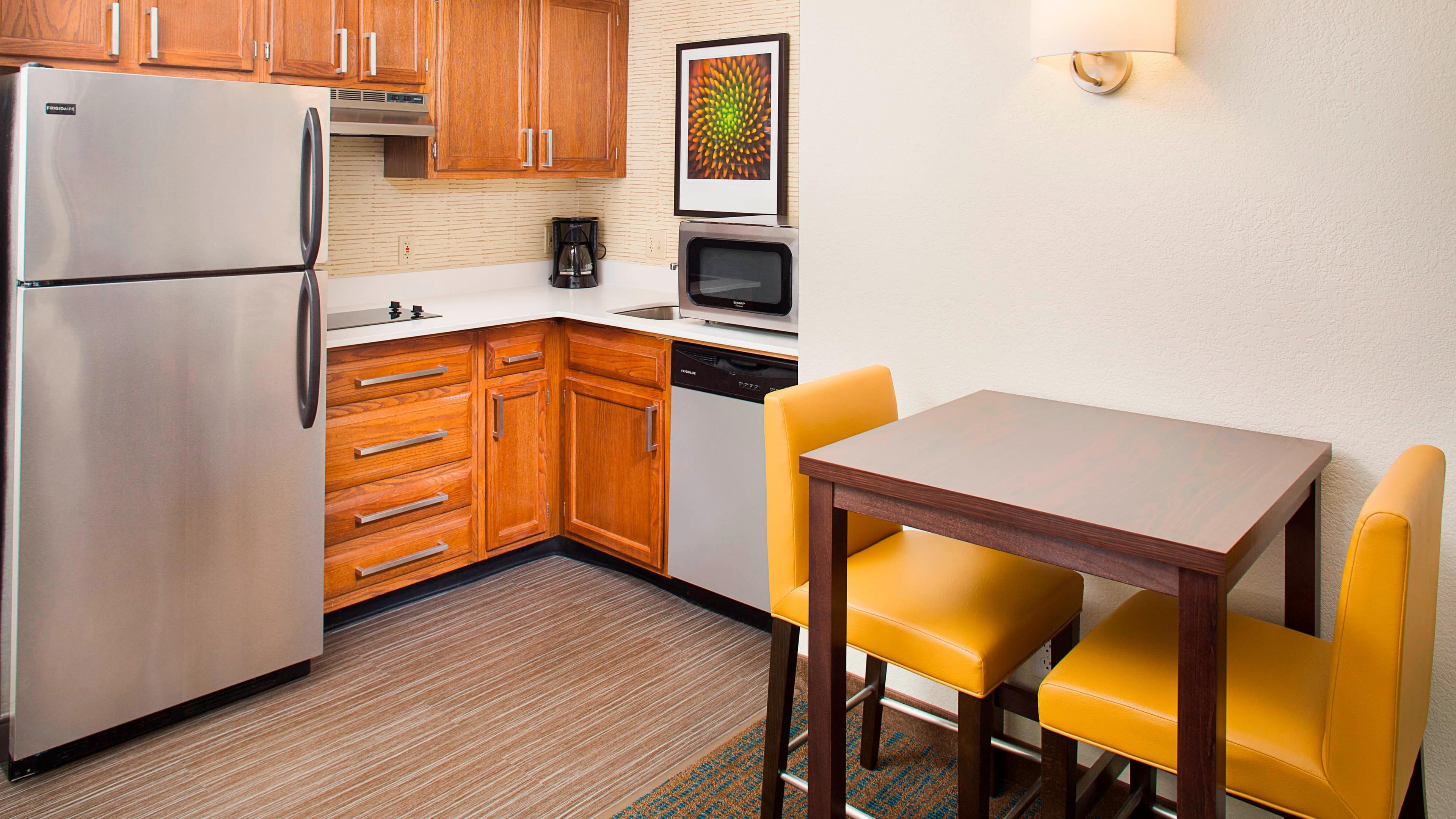 1 Bedroom Suite - Image 2