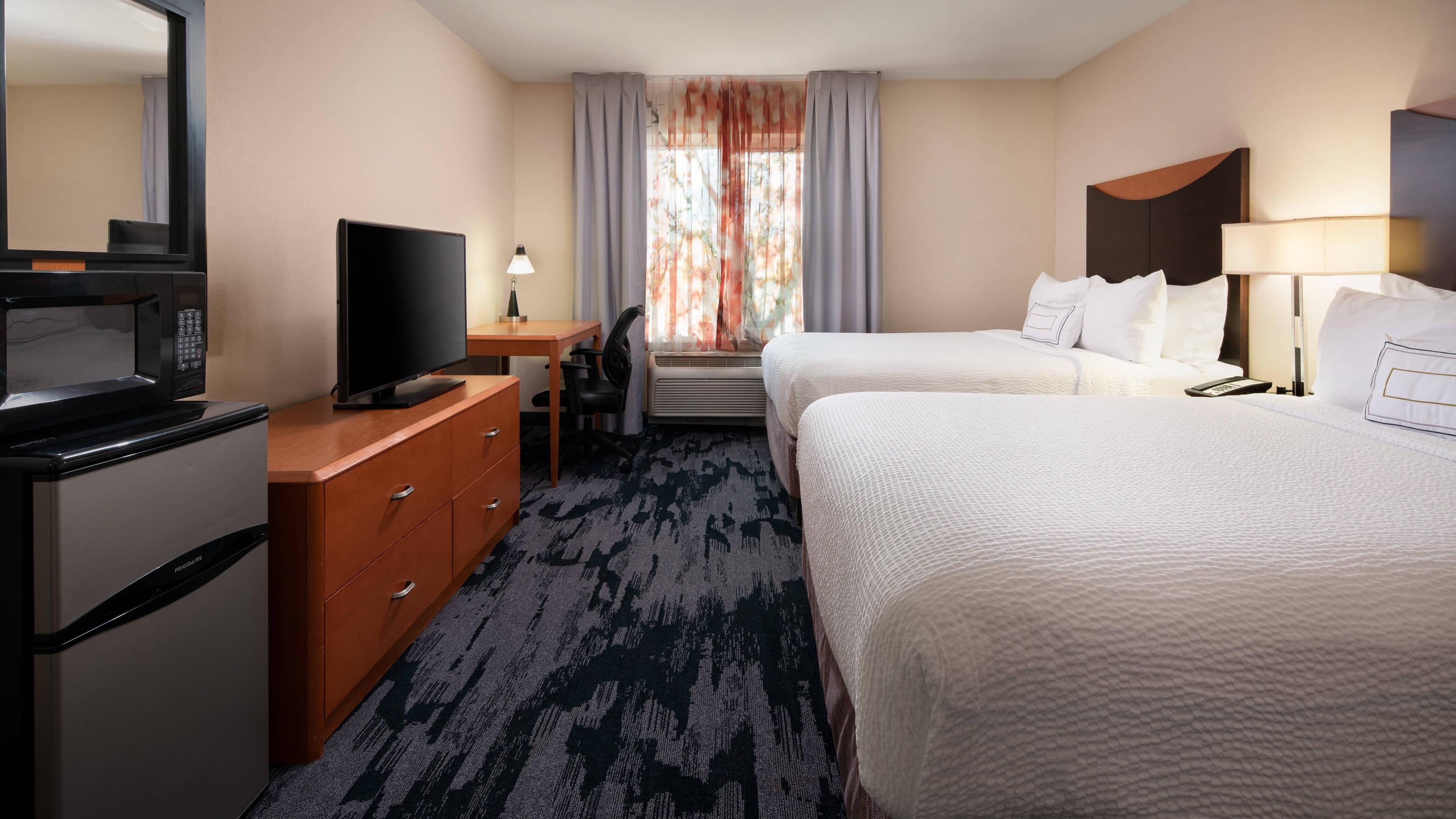 Fairfield Inn & Suites Redding — 6
