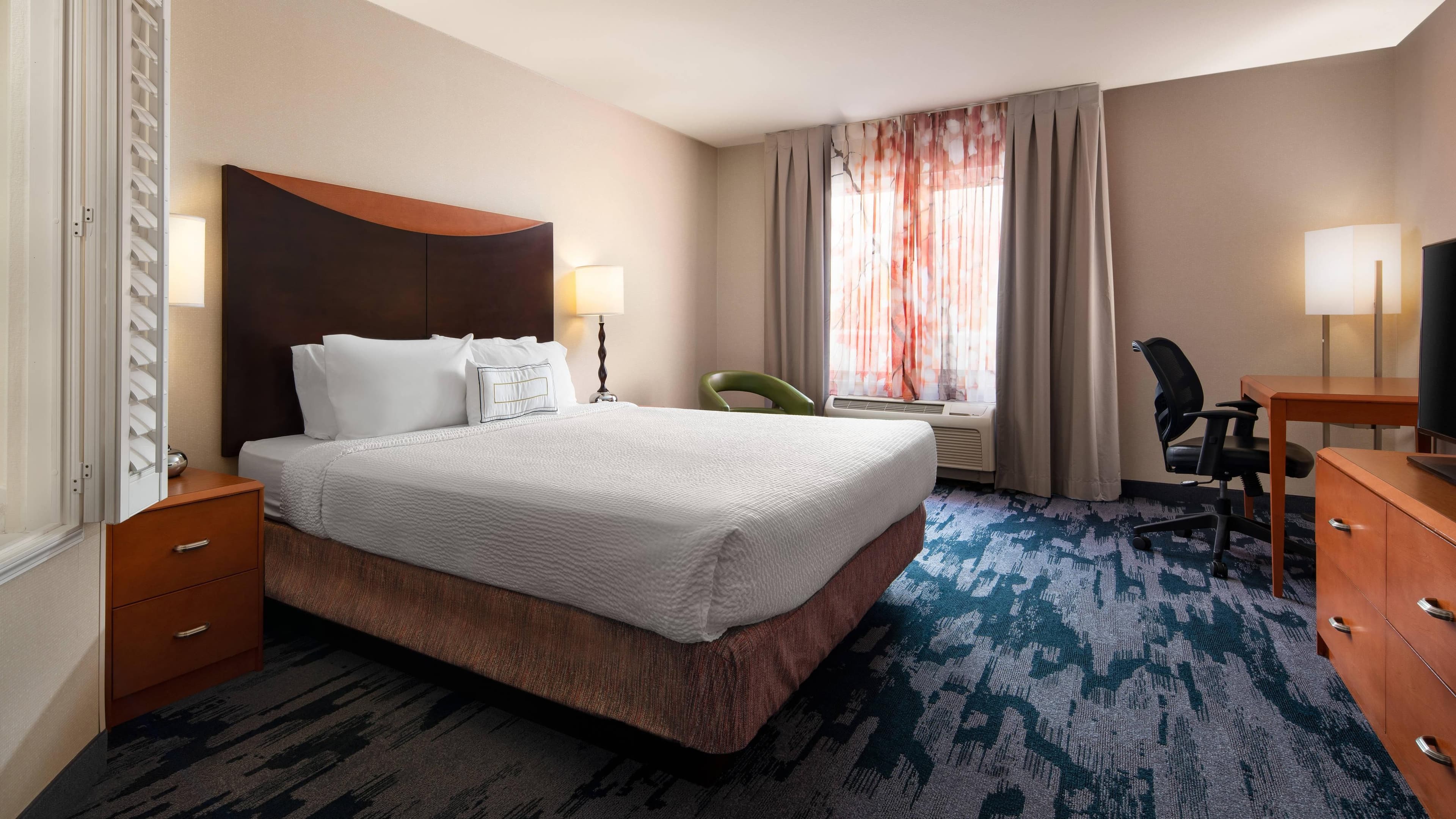 Fairfield Inn & Suites Redding — 9