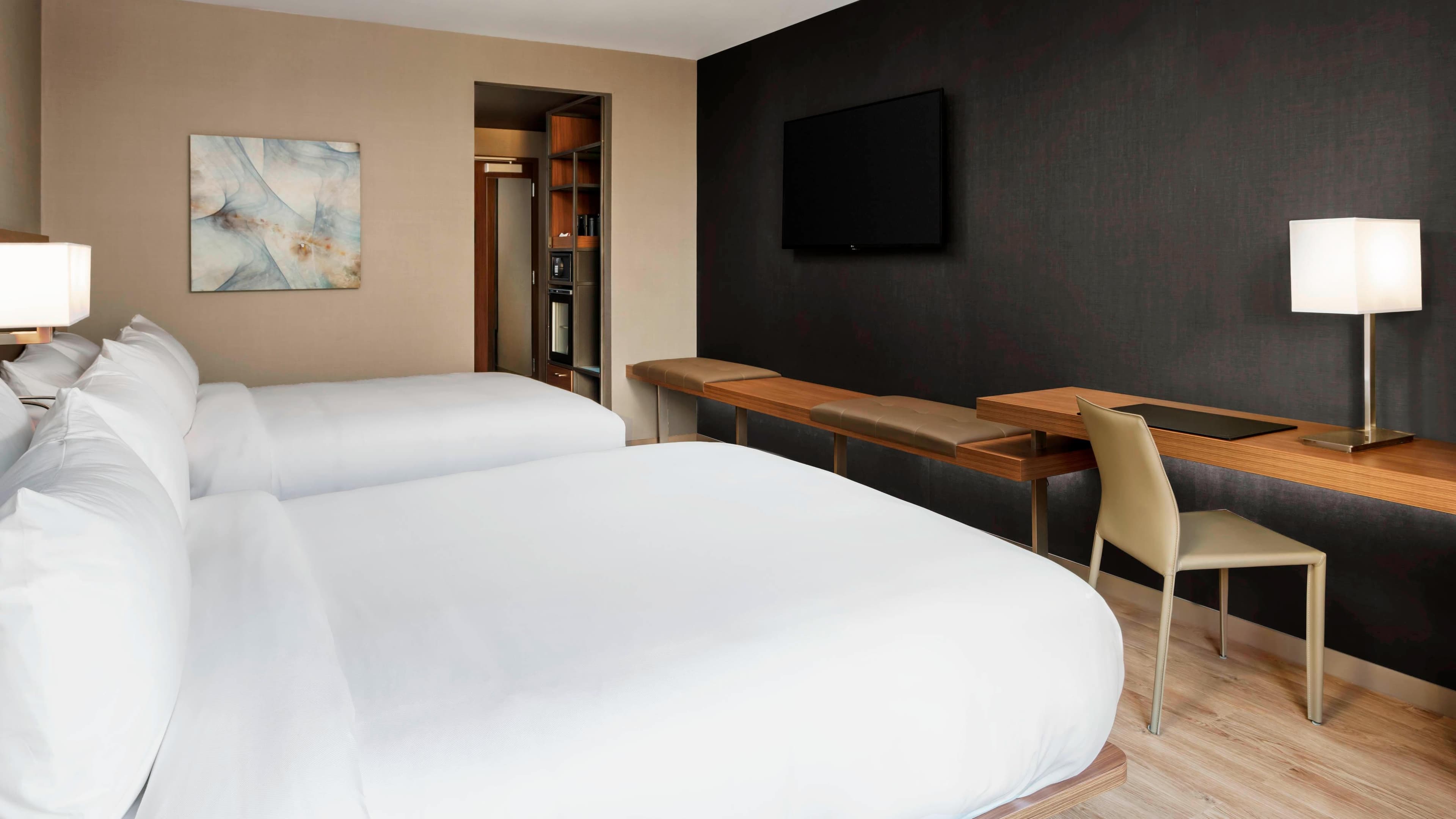 AC Hotel Chapel Hill Downtown — 9